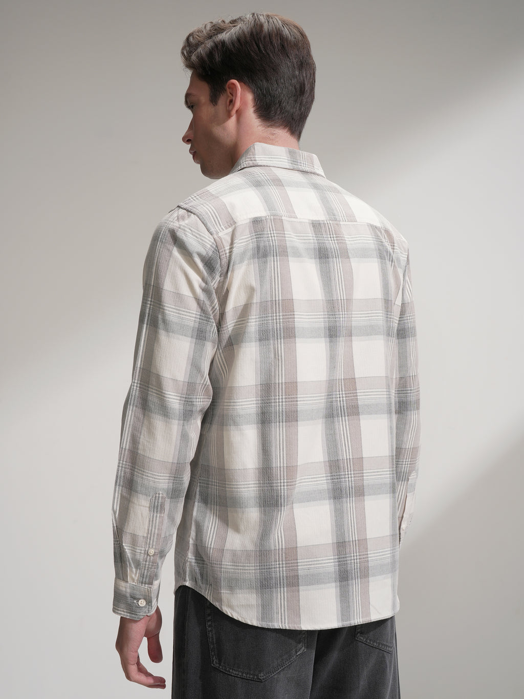 Highlander Men Cream Checked Slim Fit Casual Shirt - Cream - Image 3