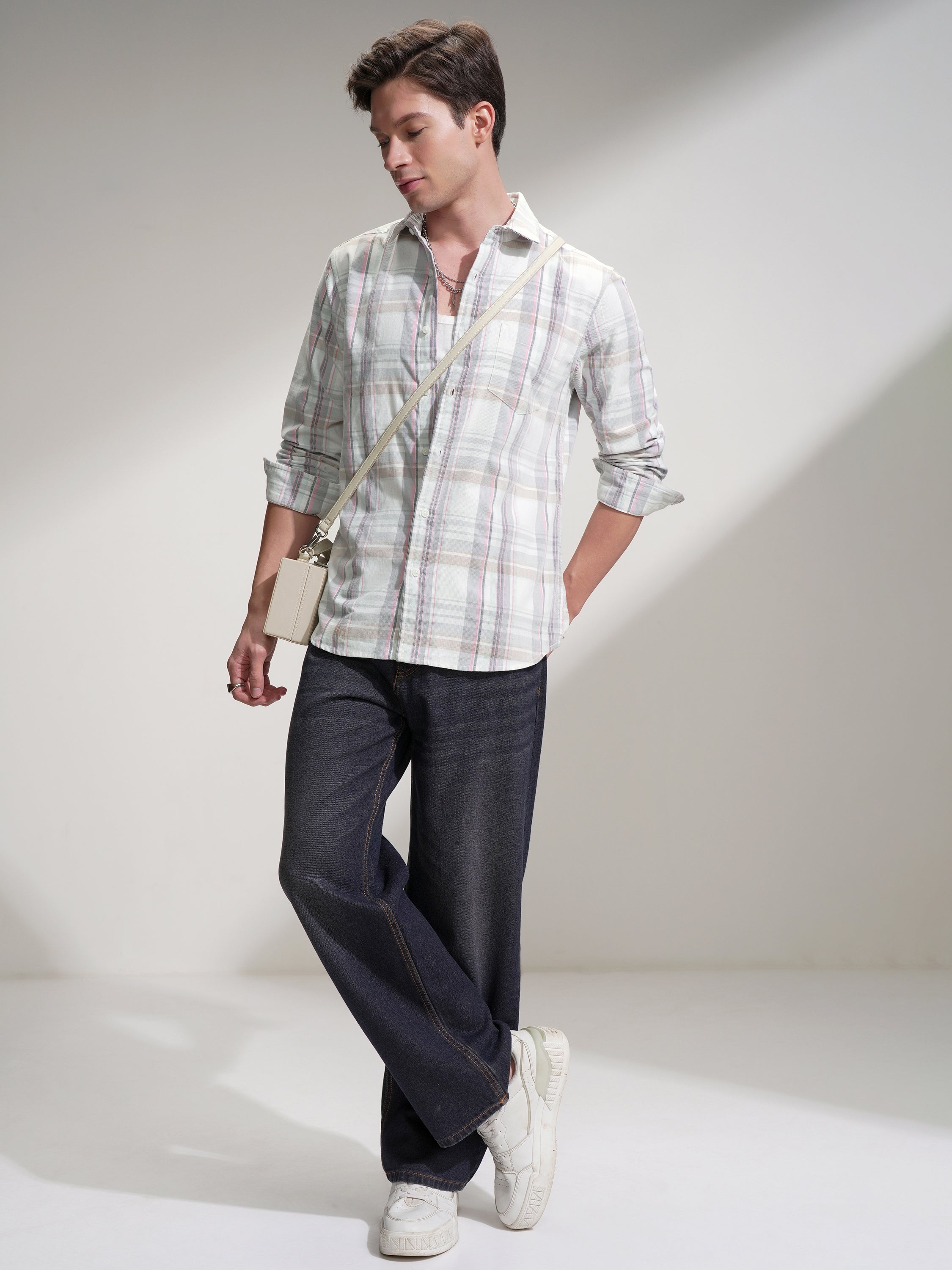 Highlander Men White Checked Slim Fit Casual Shirt - White - Image 2