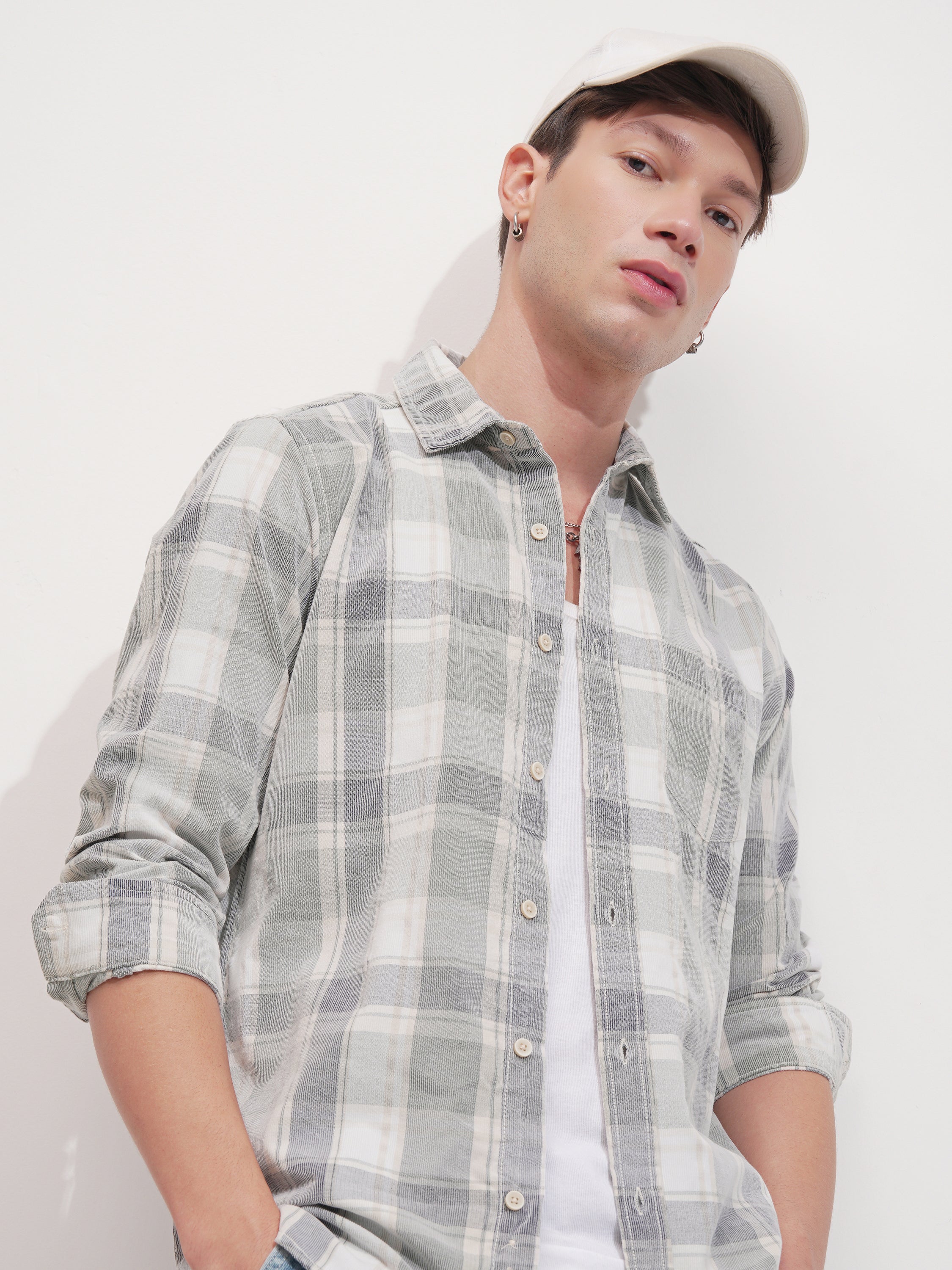 Highlander Men White Checked Slim Fit Casual Shirt - White - Image 1