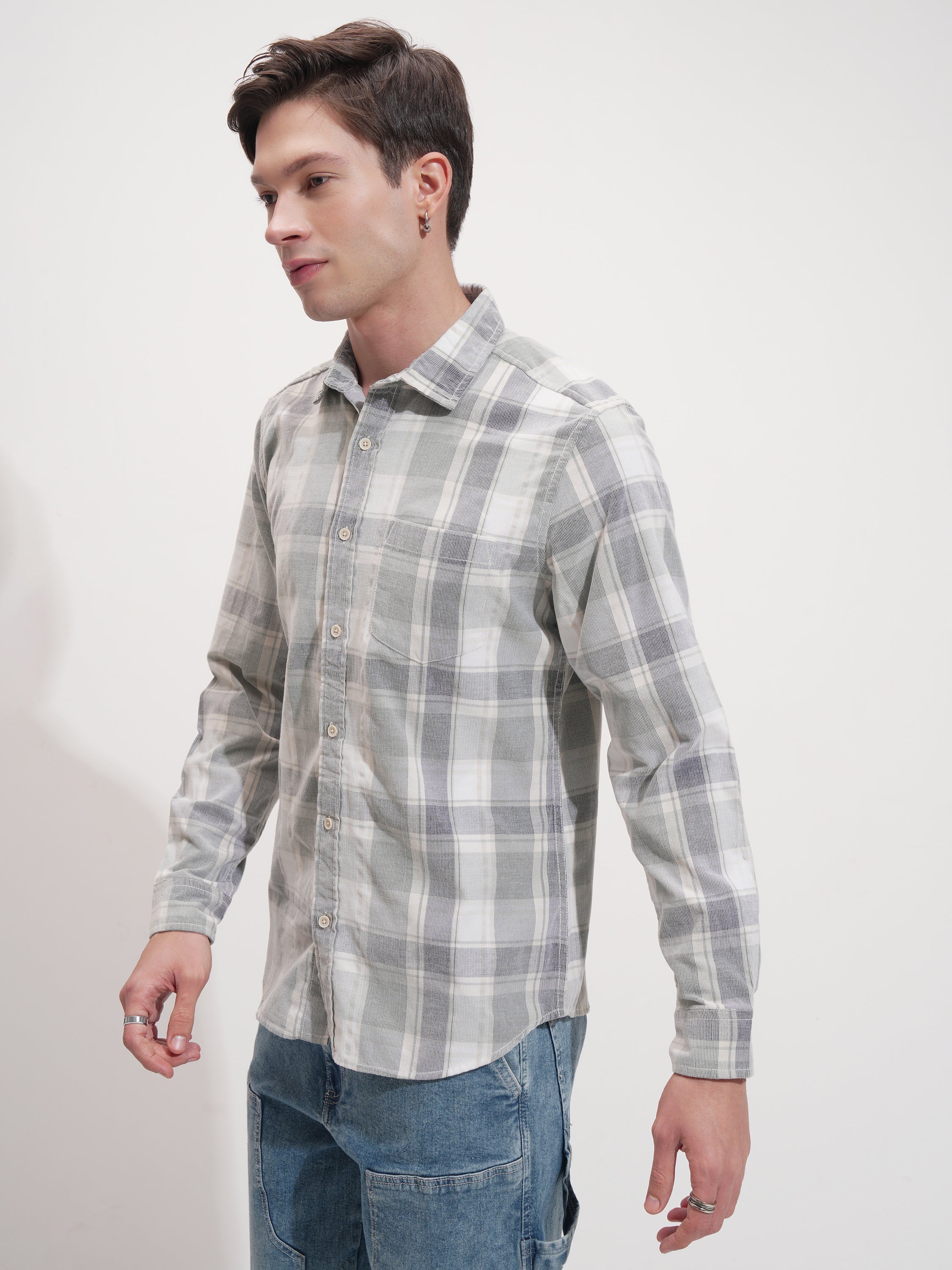 Highlander Men White Checked Slim Fit Casual Shirt - White - Image 4