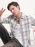 Highlander Men White Checked Slim Fit Casual Shirt - White - Image 1