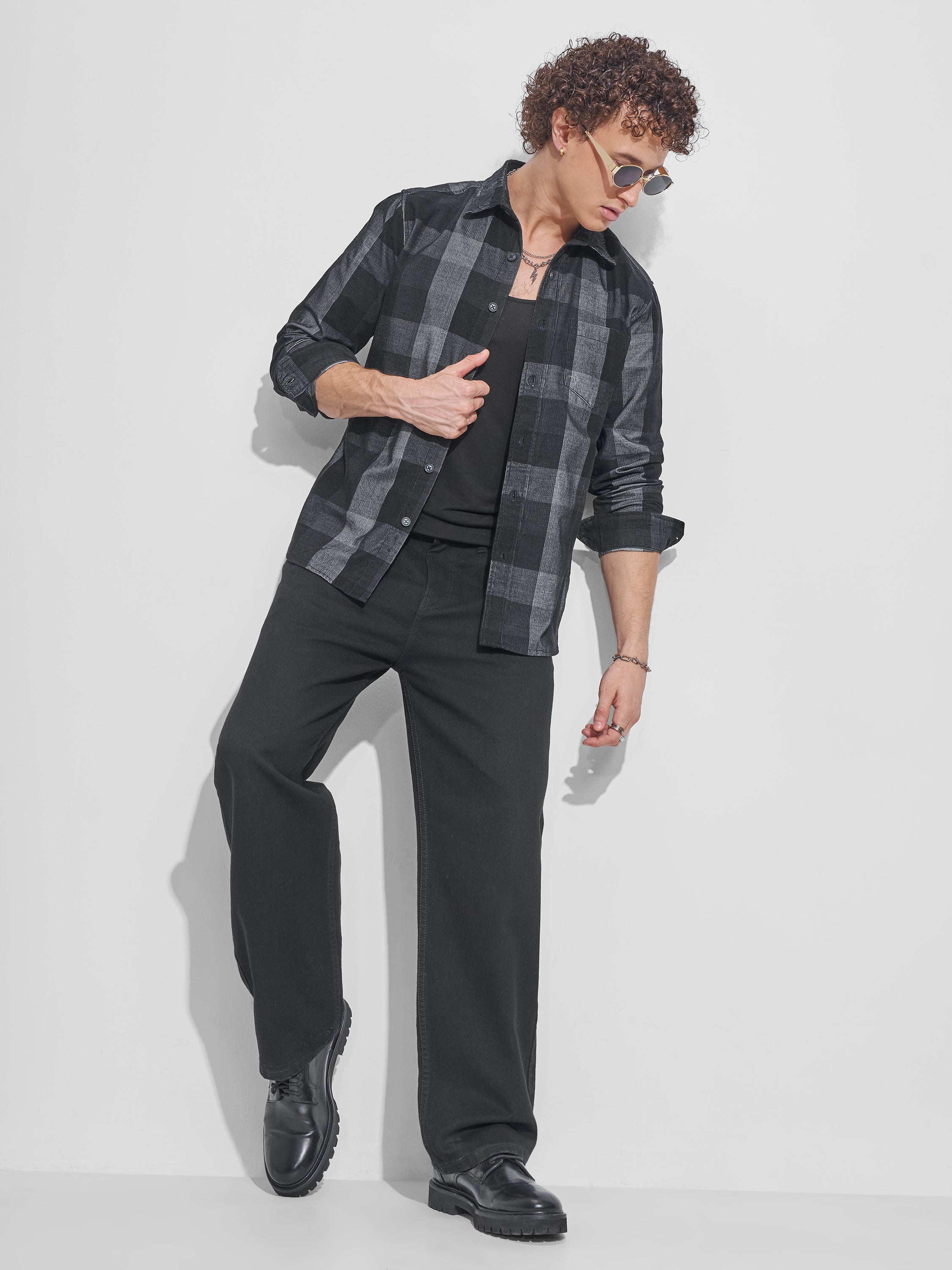 Highlander Men Black Checked Slim Fit Casual Shirt - Black - Image 2