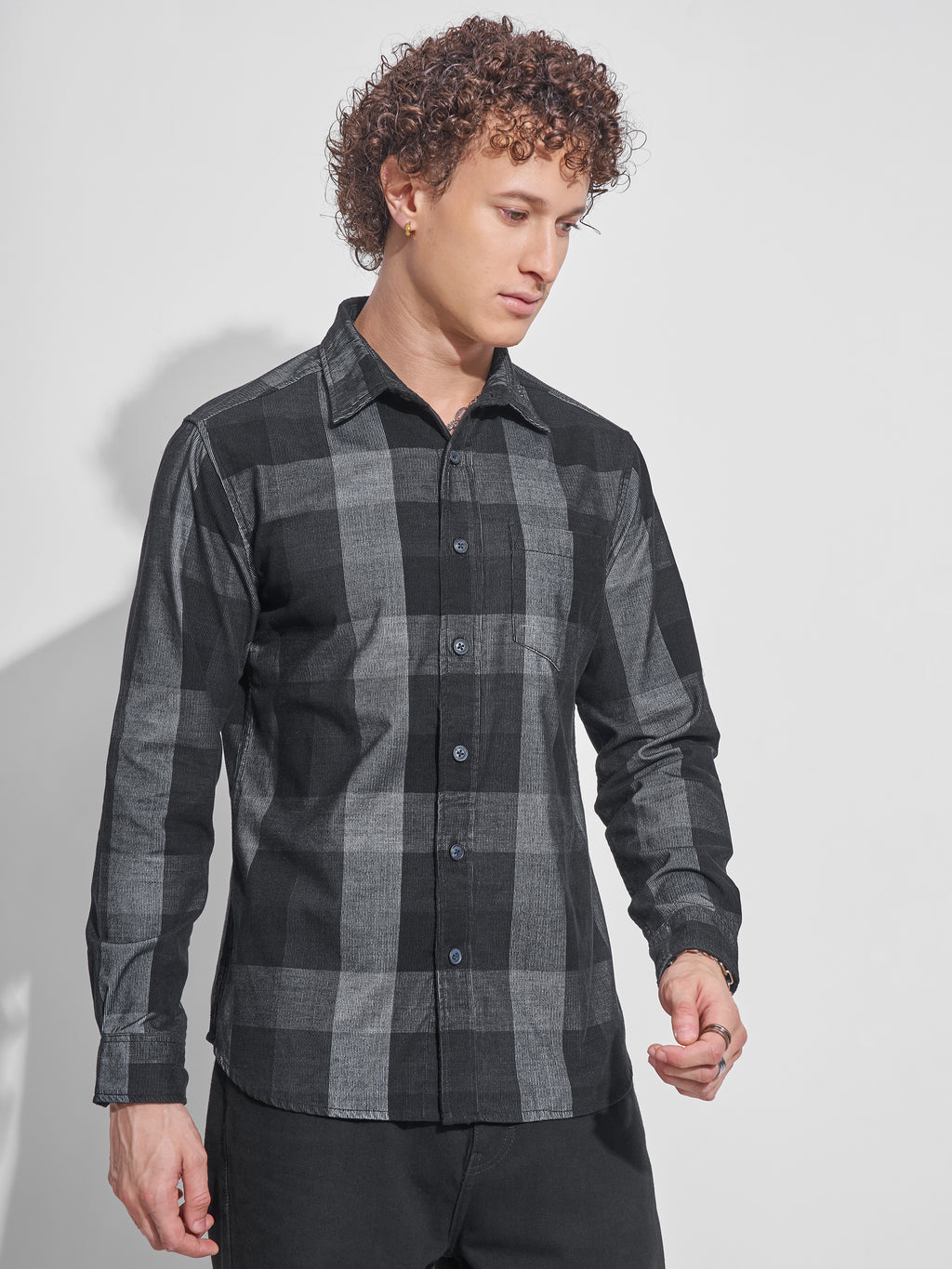 Highlander Men Black Checked Slim Fit Casual Shirt - Black - Image 6