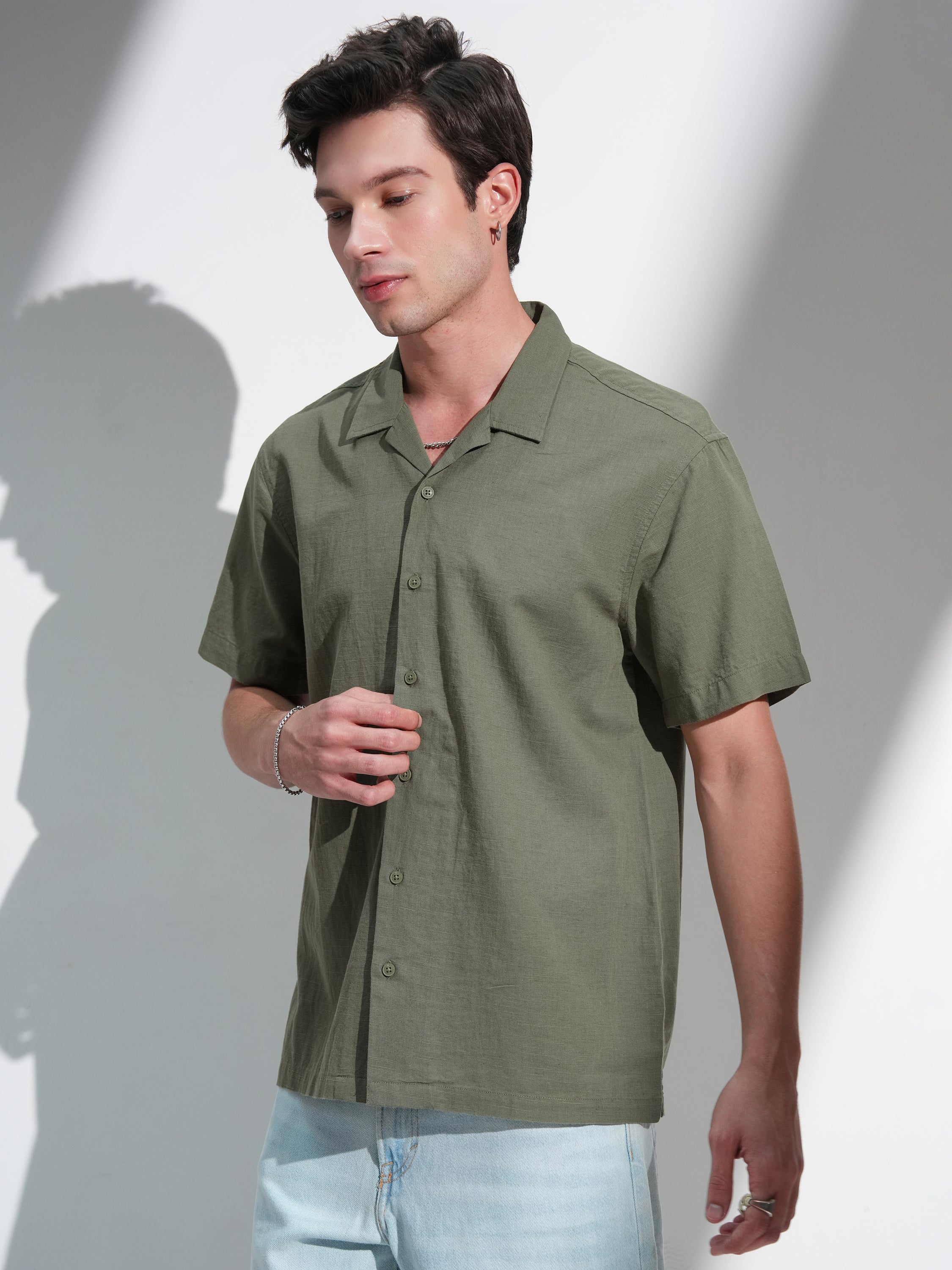 Highlander Men Green Solid Relaxed Fit Casual Shirt - Green - Image 4