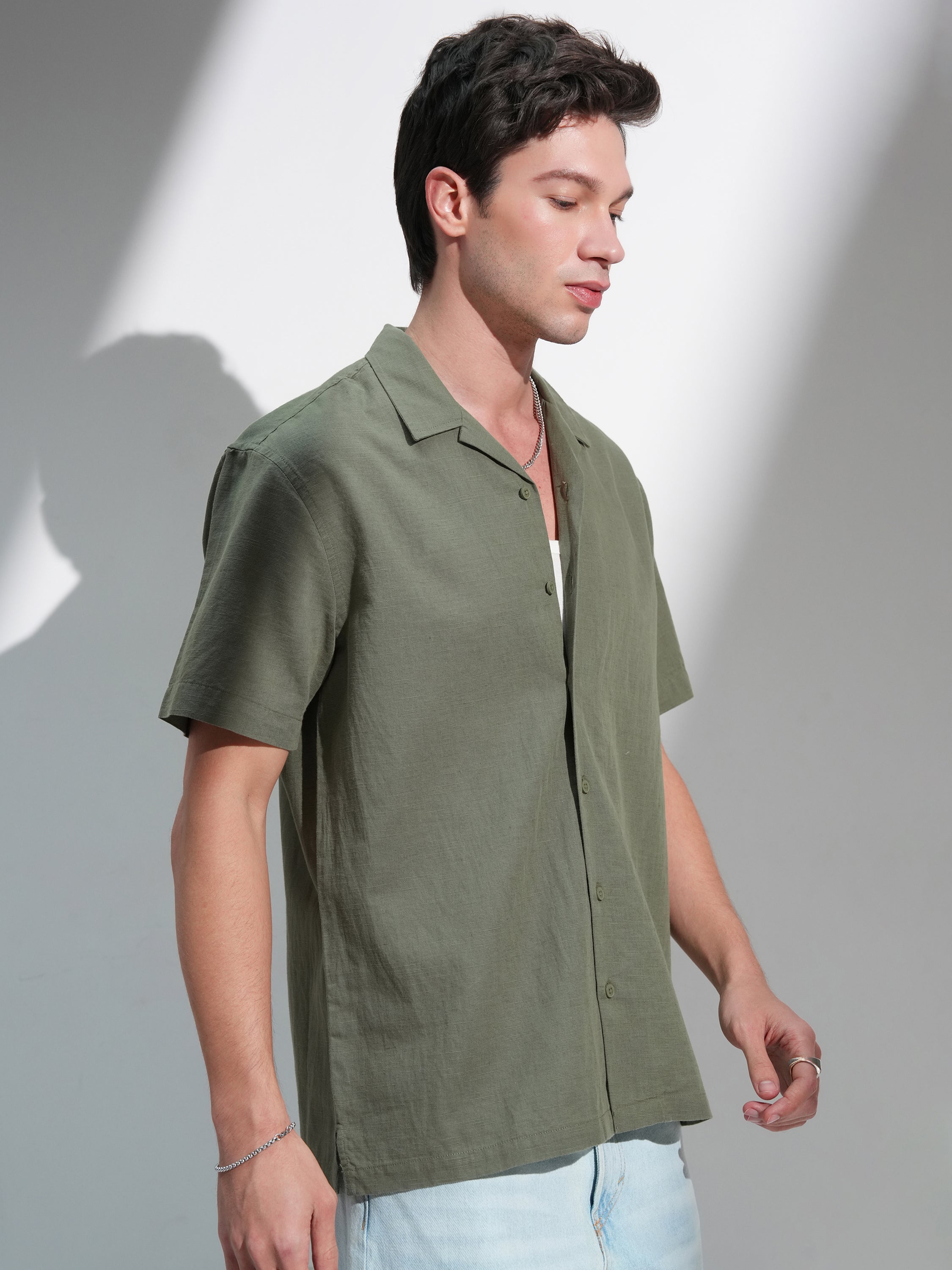 Highlander Men Green Solid Relaxed Fit Casual Shirt - Green - Image 6