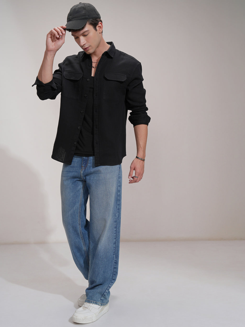 Highlander Men Black Solid Slim Fit Casual Shirt - Black - Image 2