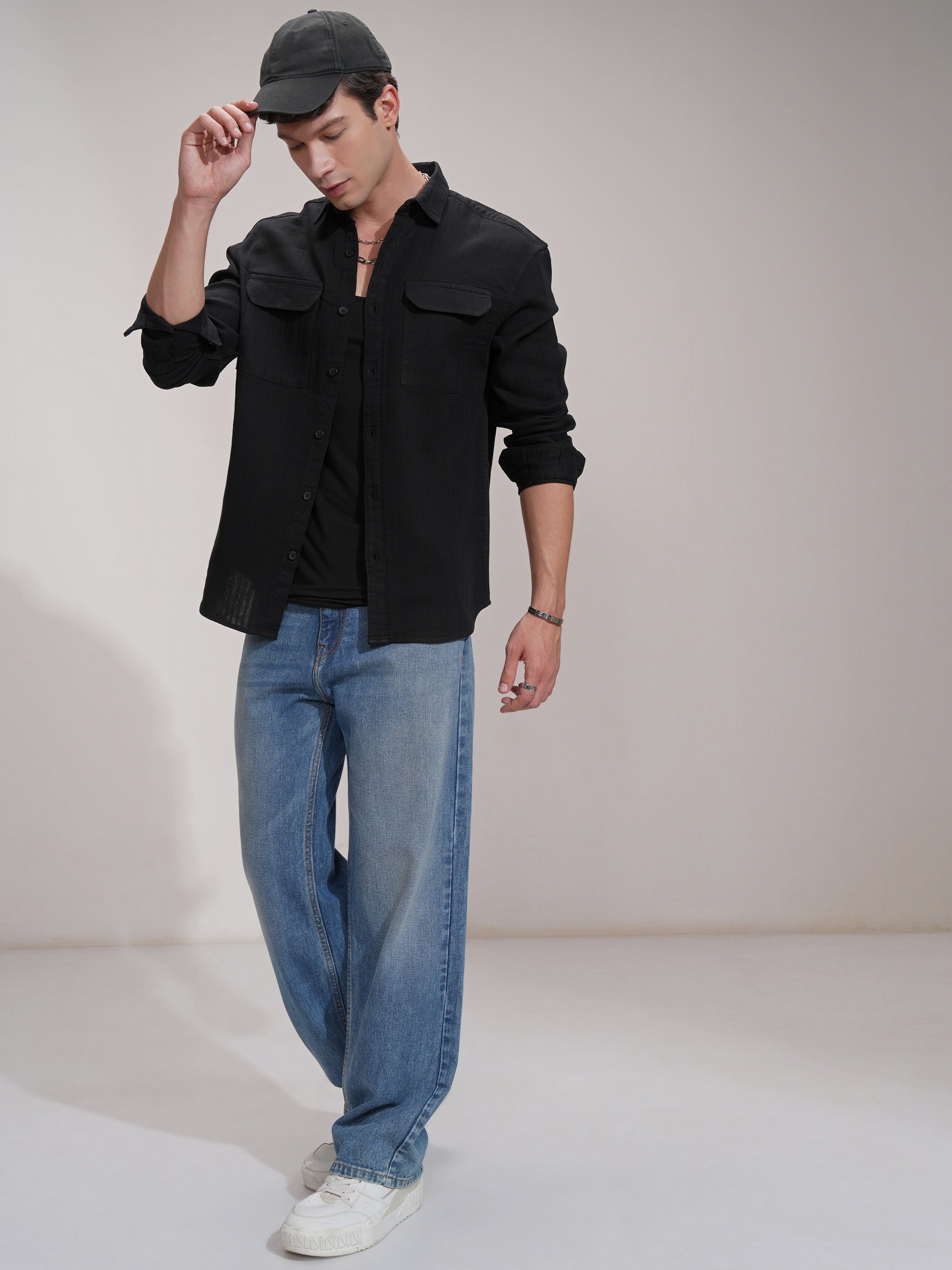 Highlander Men Black Solid Slim Fit Casual Shirt - Black - Image 2