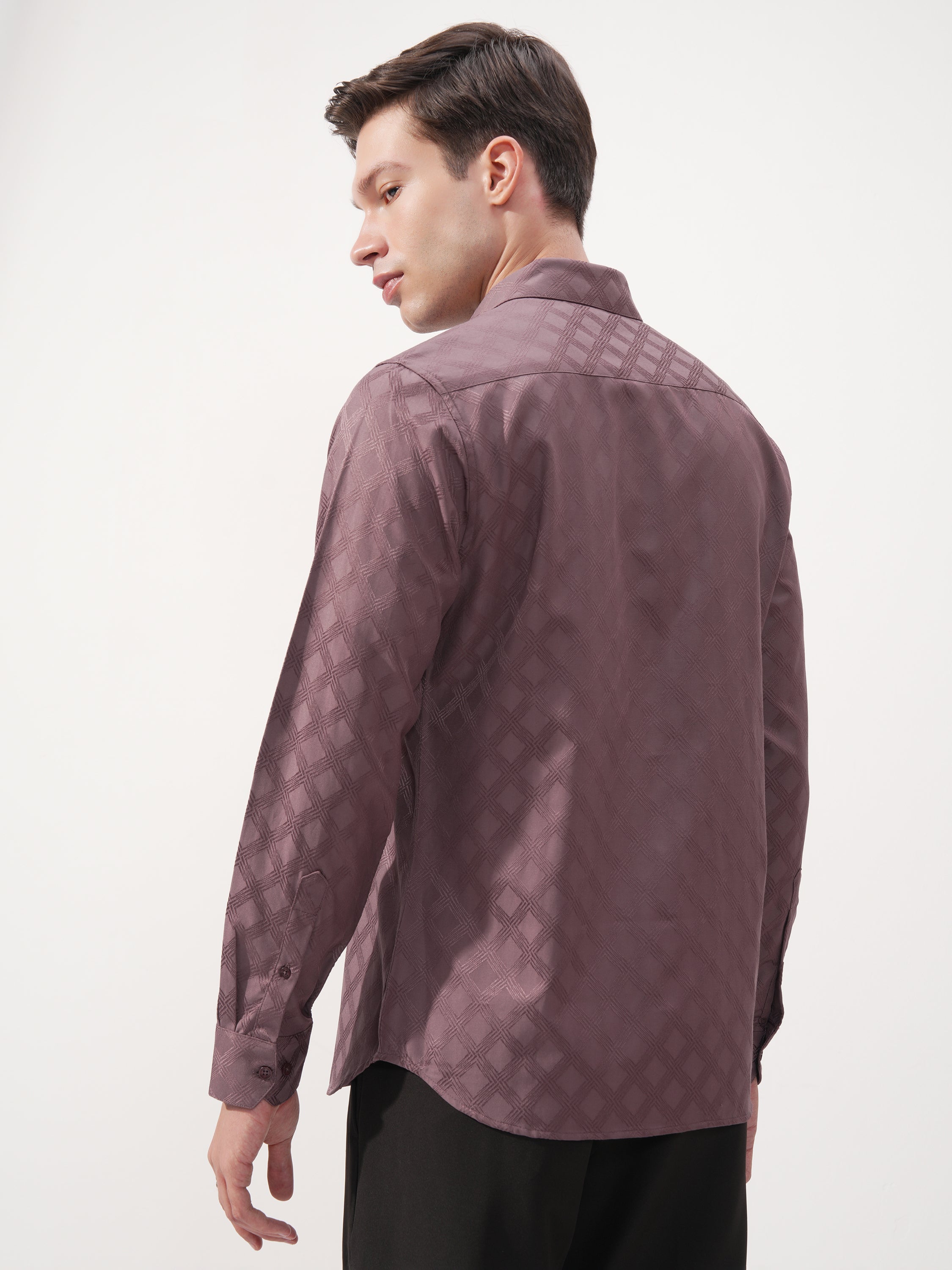 Highlander Men Mauve Self Design Slim Fit Casual Shirt - Mauve - Image 3