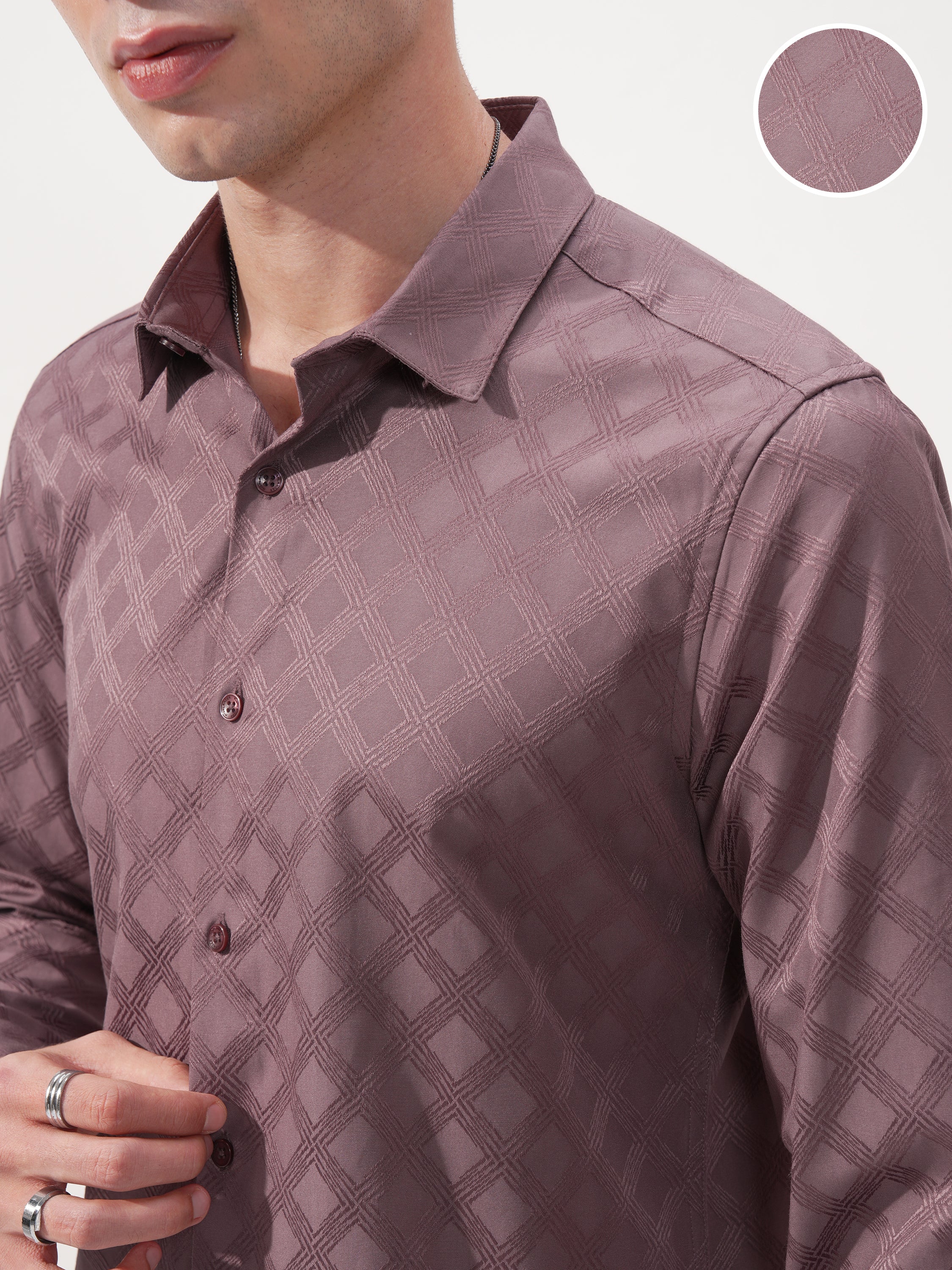 Highlander Men Mauve Self Design Slim Fit Casual Shirt - Mauve - Image 5
