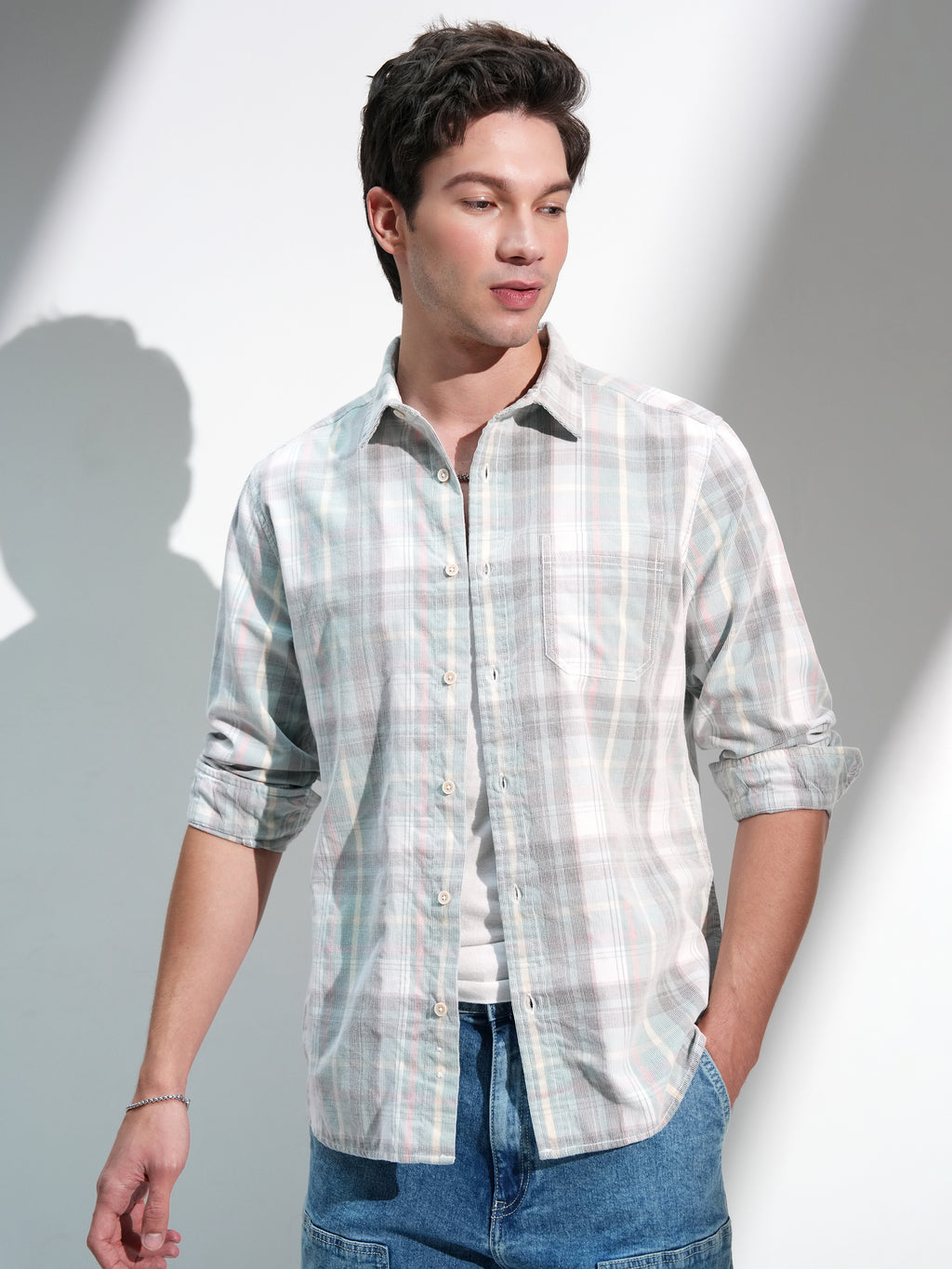 Highlander Men Green Checked Slim Fit Casual Shirt - Green - Image 1