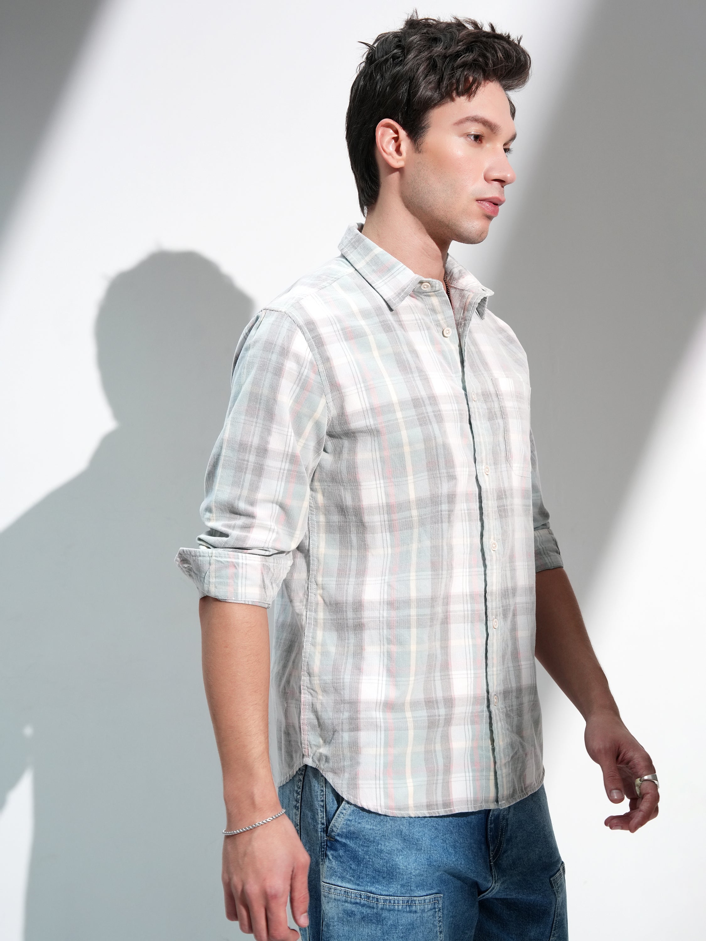 Highlander Men Green Checked Slim Fit Casual Shirt - Green - Image 6