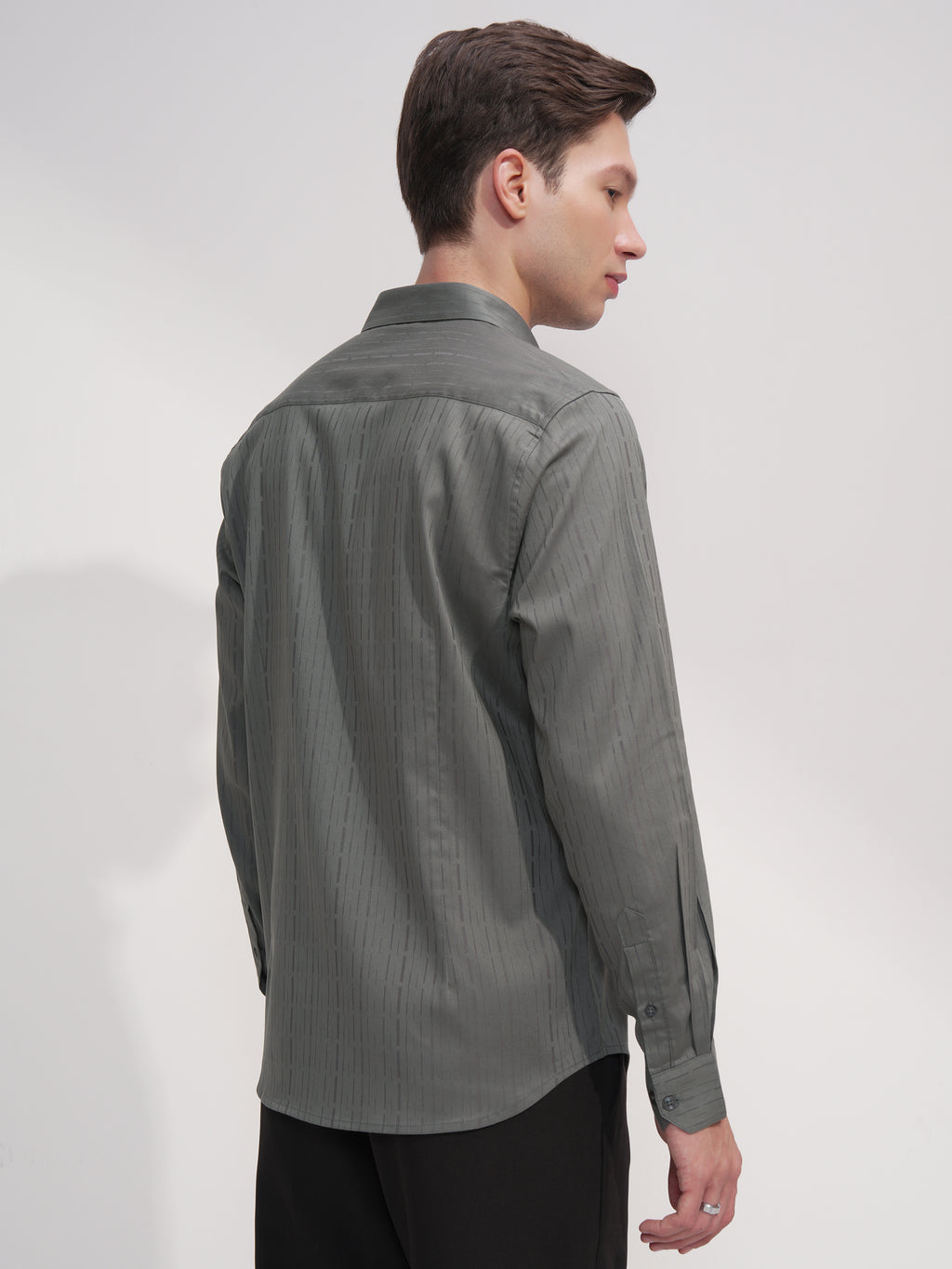 Highlander Men Green Self Design Slim Fit Casual Shirt - Green - Image 3