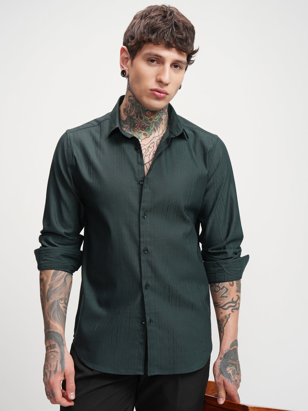 Highlander Men Green Self Design Slim Fit Casual Shirt - Green - Image 4