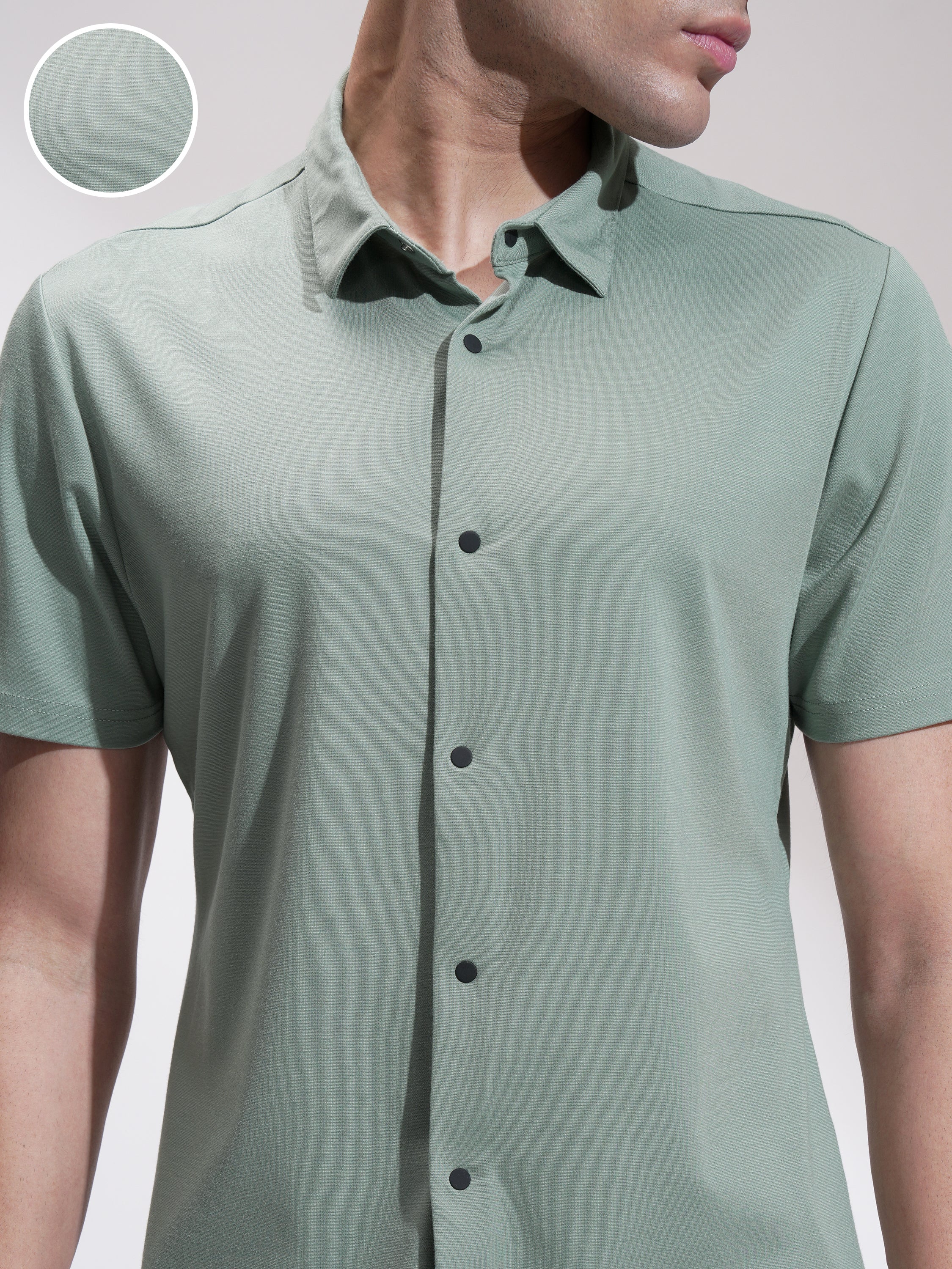 Highlander Men Green Solid Slim Fit Casual Shirt - Green - Image 5