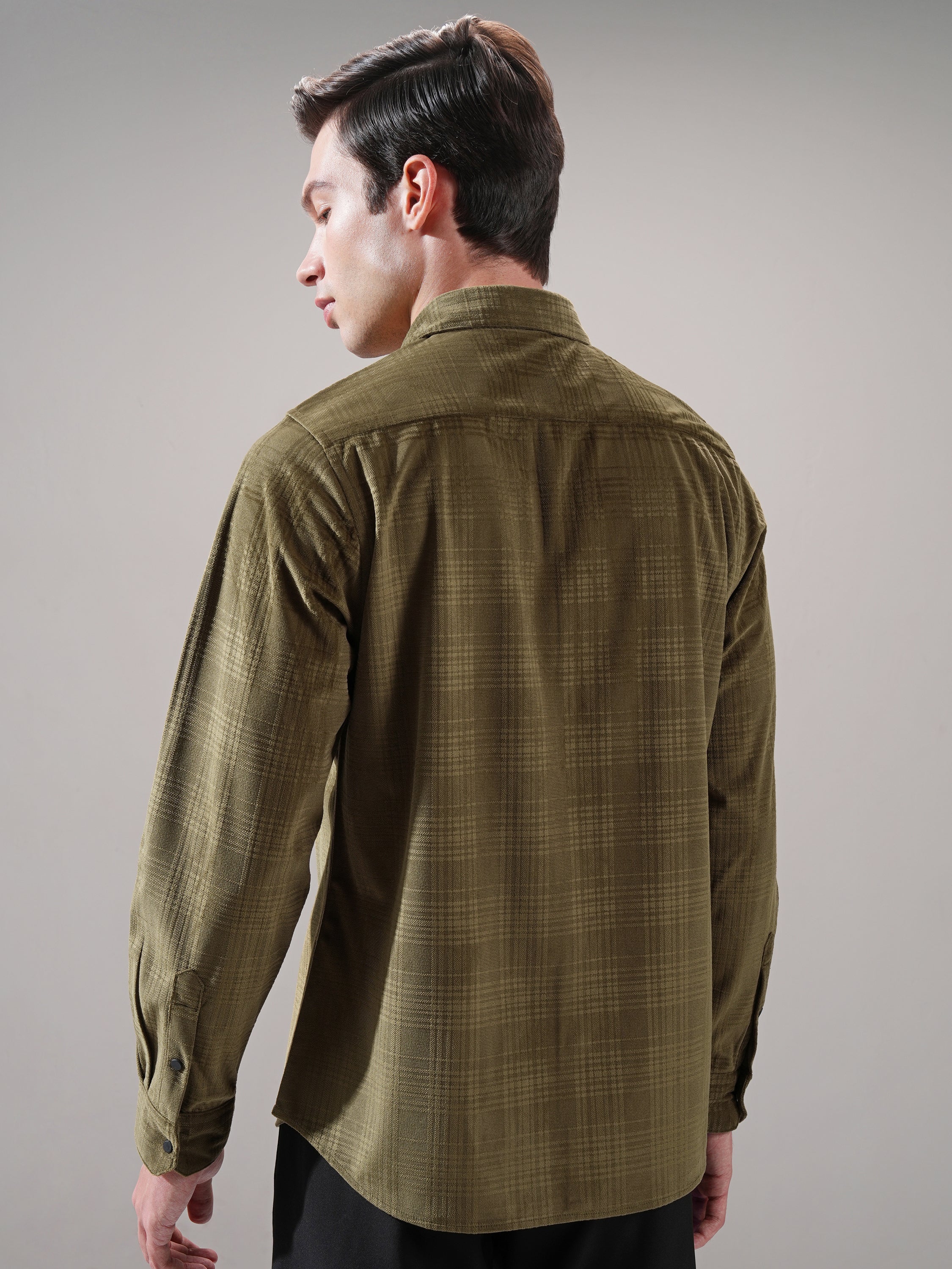 Highlander Men Olive Self Design Slim Fit Casual Shirt - Olive - Image 3