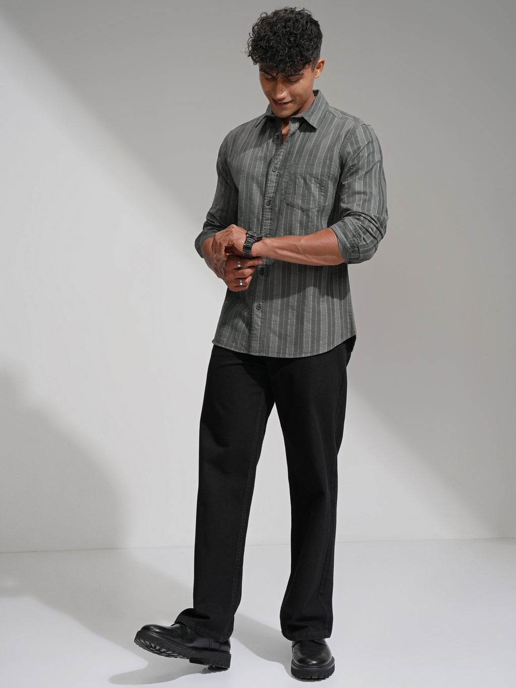 Highlander Men Grey Striped Slim Fit Casual Shirt - Grey - Image 2
