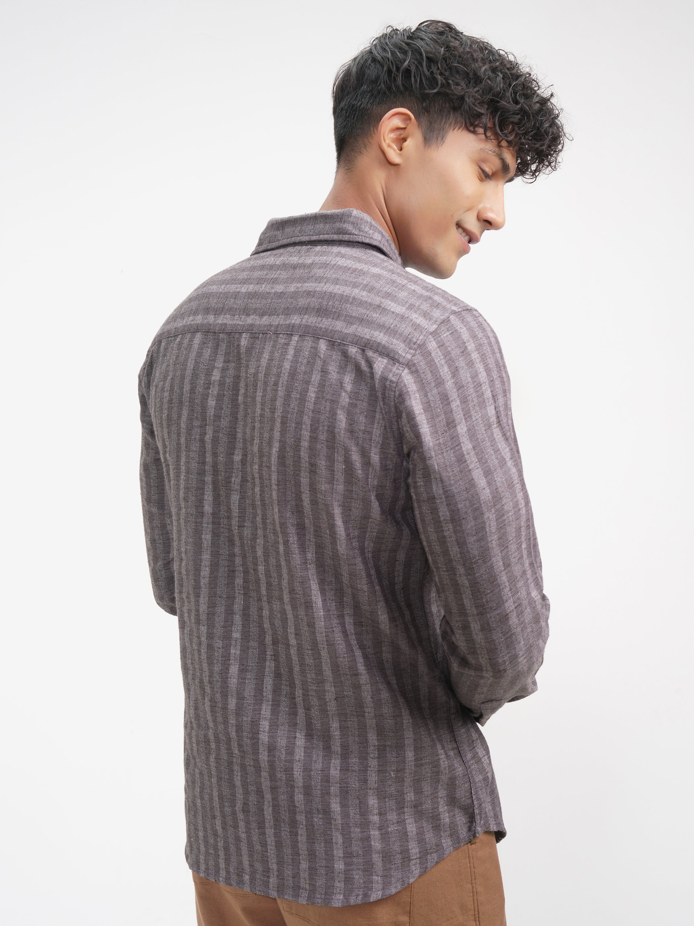 Highlander Men Lavender Striped Slim Fit Casual Shirt - Lavender - Image 3