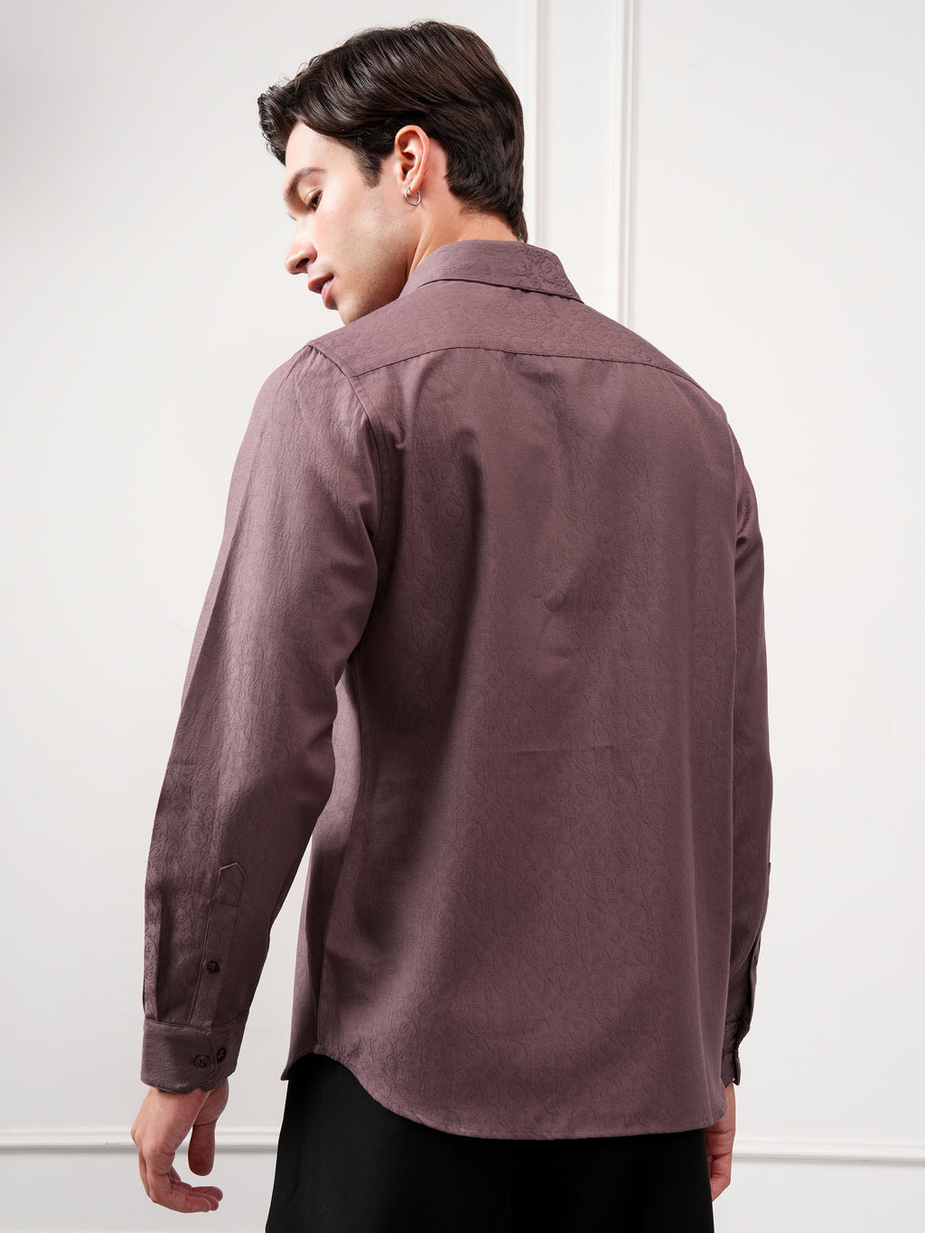 Highlander Men Purple Self Design Slim Fit Casual Shirt - Purple - Image 3