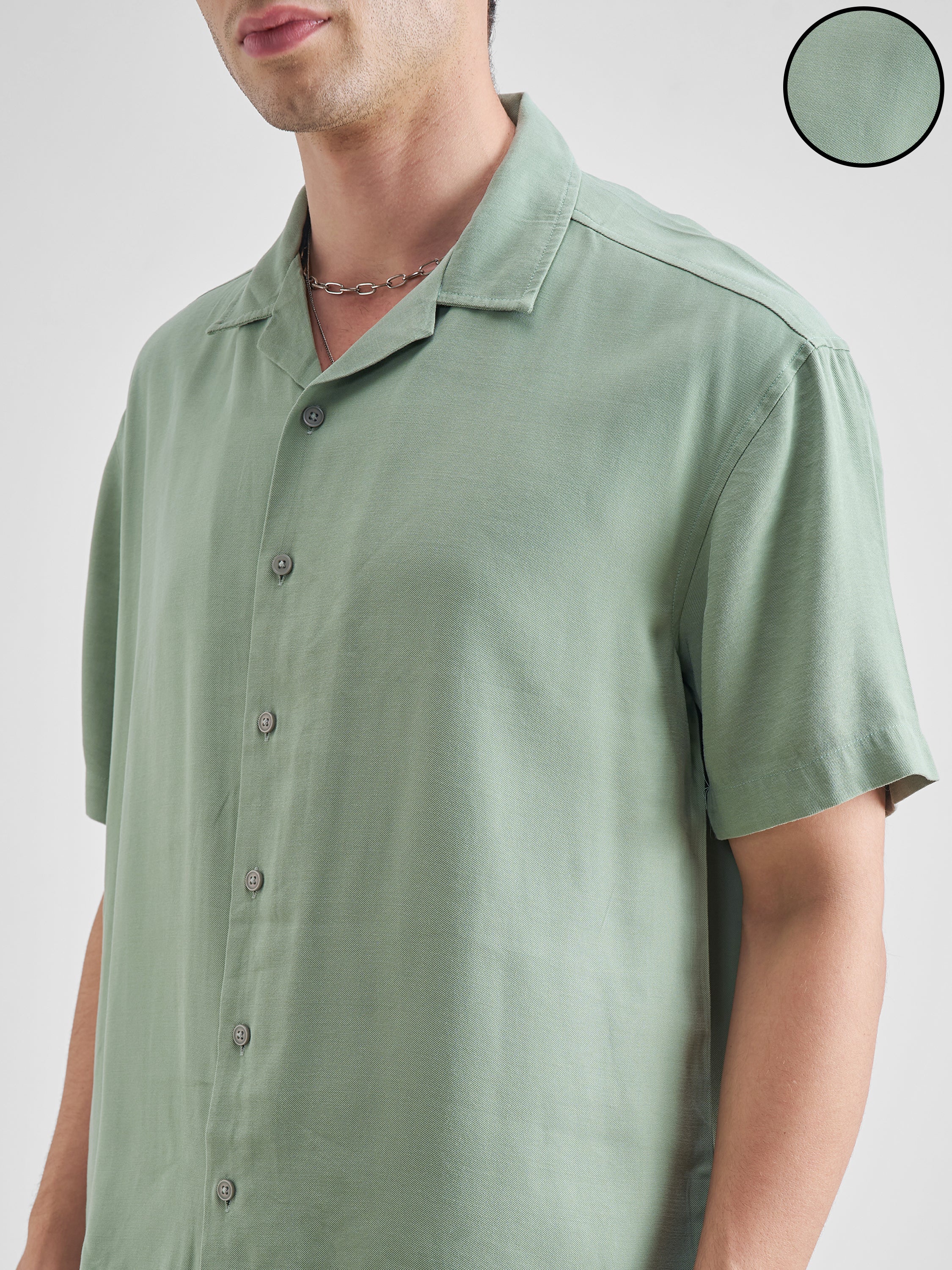 Highlander Men Green Solid Relaxed Fit Casual Shirt - Green - Image 5