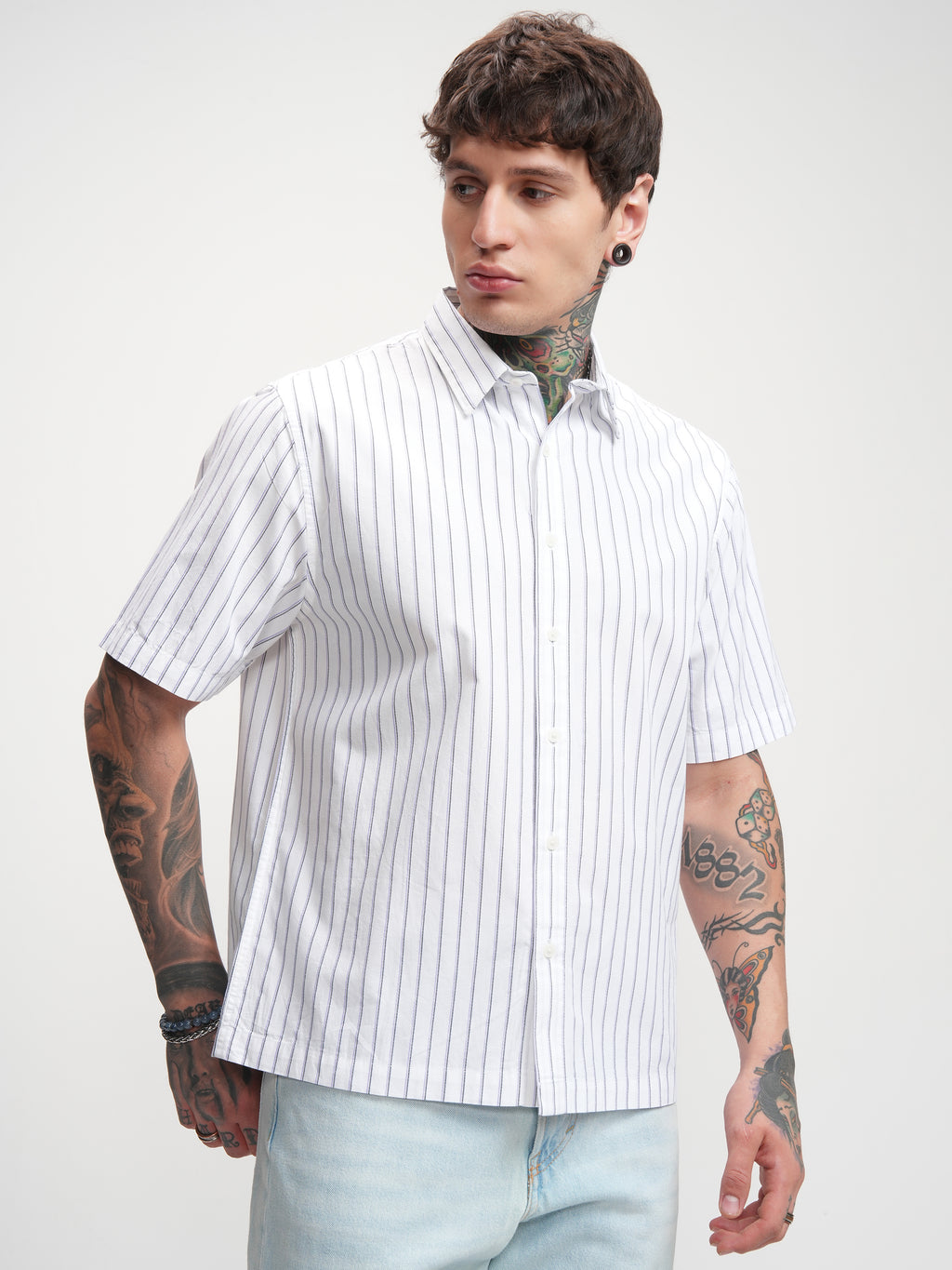 Highlander Men White Striped Boxy Fit Casual Shirt - White - Image 6