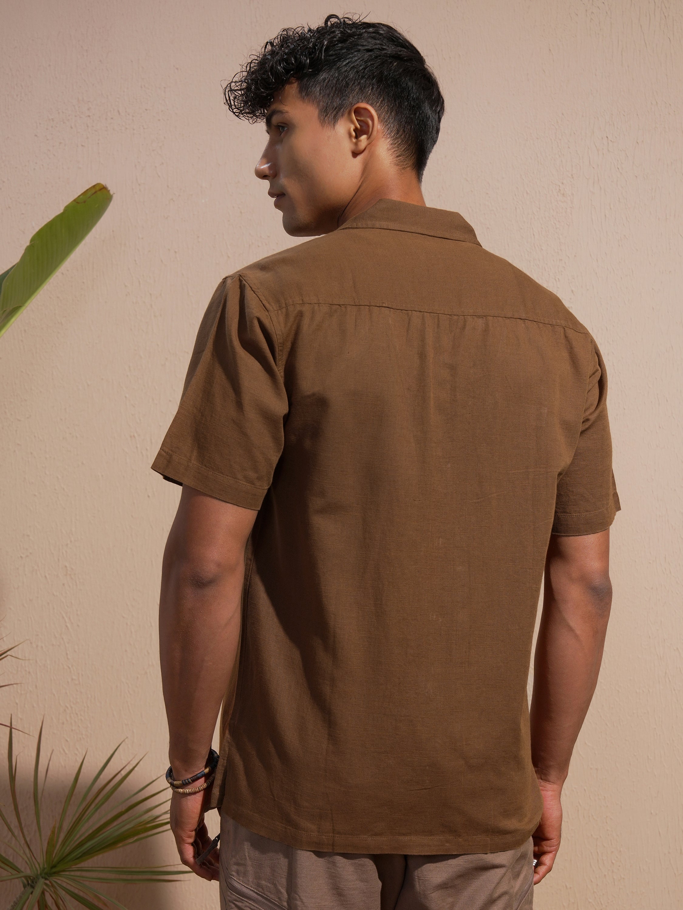 Highlander Men Brown Solid Relaxed Fit Casual Shirt - Brown - Image 3