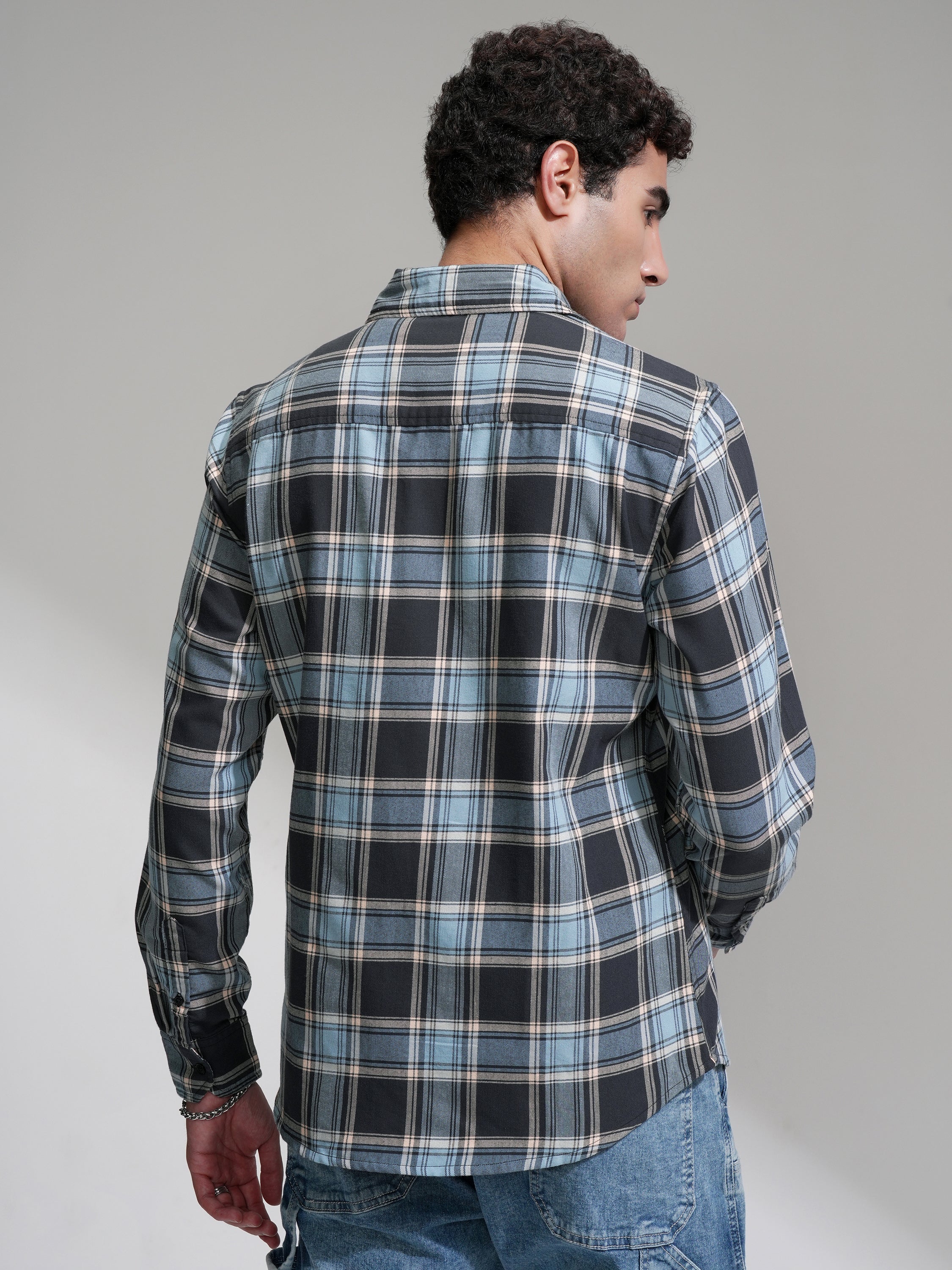 Highlander Men Charcoal Checked Slim Fit Casual Shirt - Charcoal - Image 3