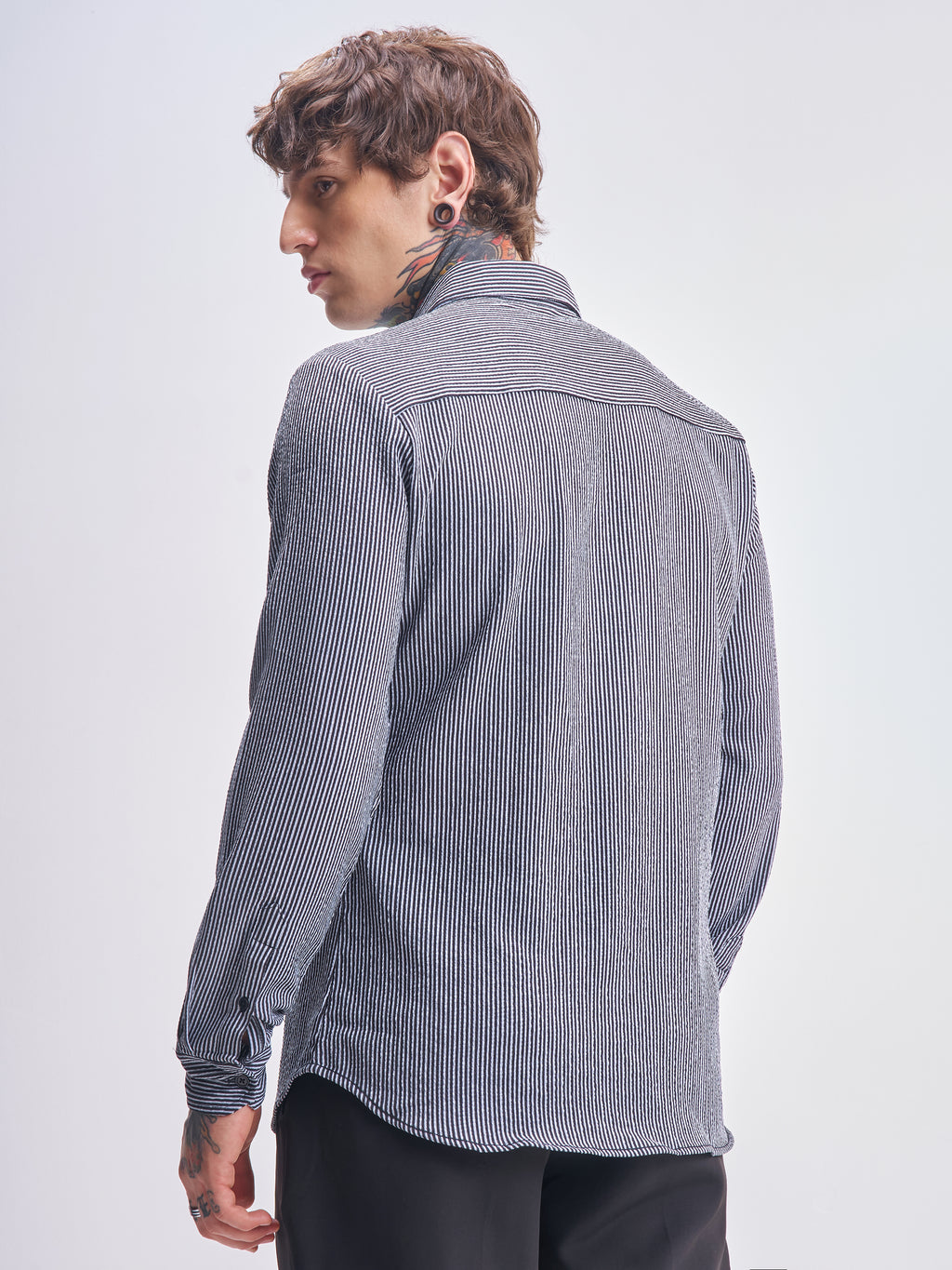 Highlander Men Black Striped Slim Fit Casual Shirt - Black - Image 3