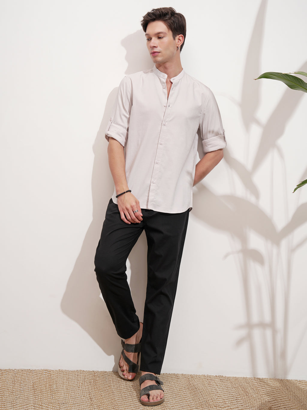 Highlander Men Pink Self Design Slim Fit Casual Shirt - Pink - Image 2