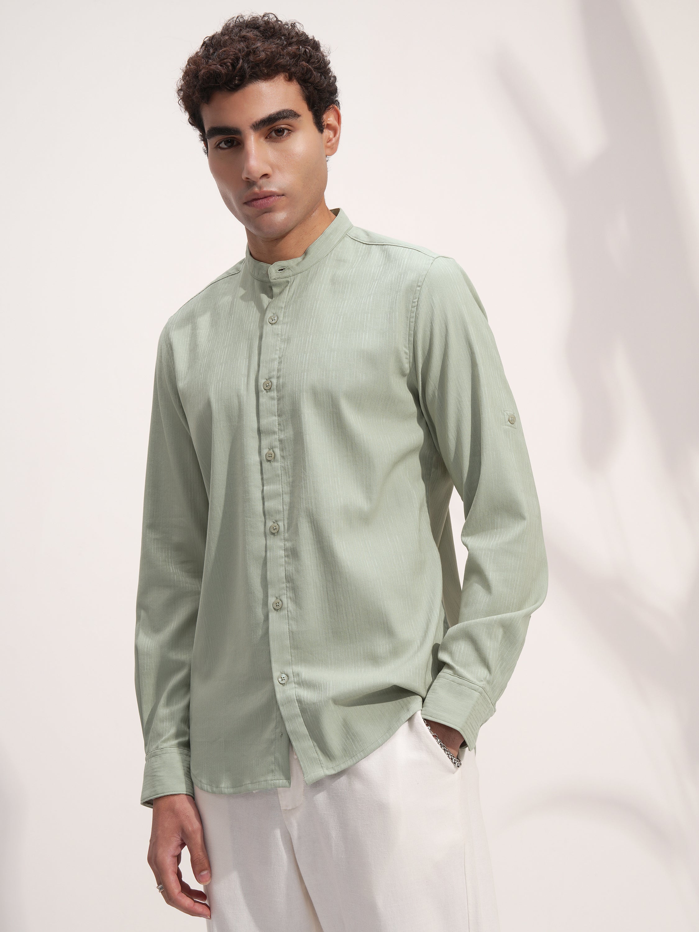 Highlander Men Green Solid Slim Fit Casual Shirt - Green - Image 4