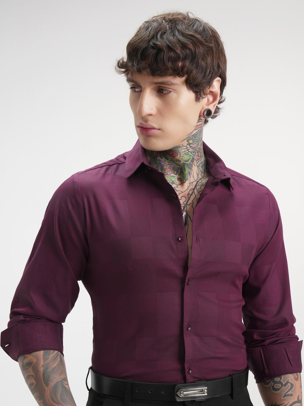 Highlander Men Burgundy Self Design Slim Fit Casual Shirt - Burgundy - Image 1