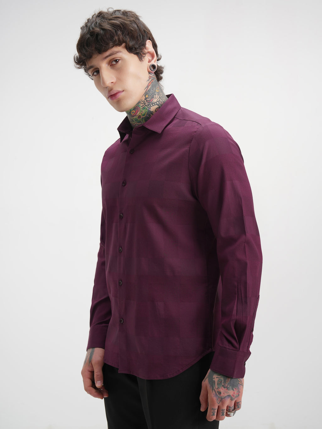 Highlander Men Burgundy Self Design Slim Fit Casual Shirt - Burgundy - Image 4