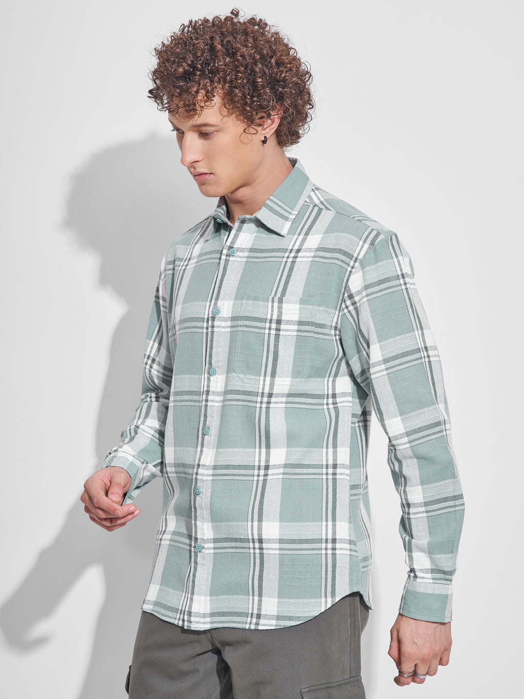 Highlander Men Green Checked Slim Fit Casual Shirt - Green - Image 4