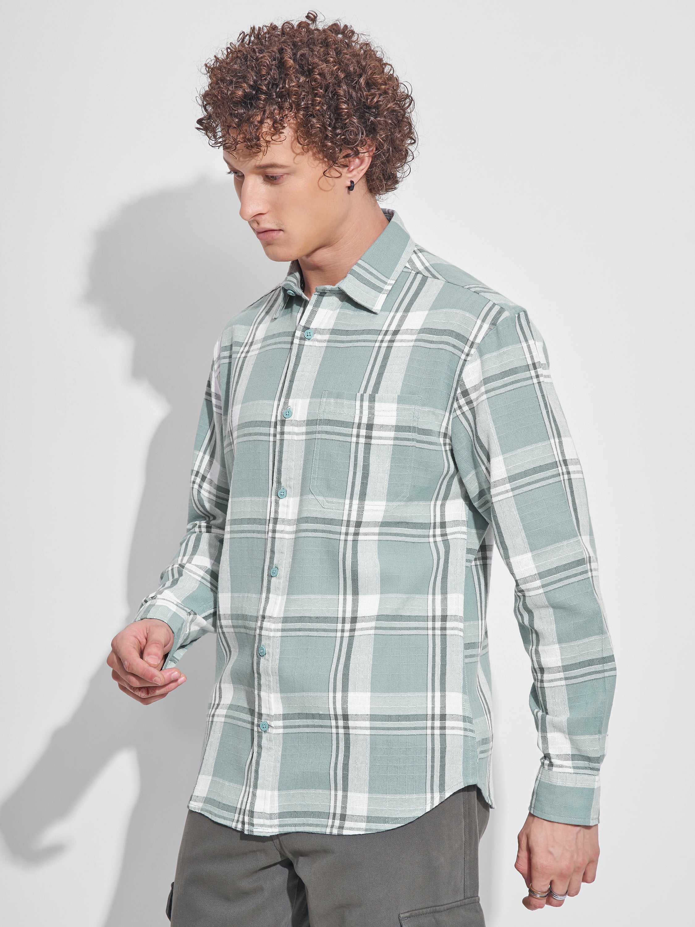 Highlander Men Green Checked Slim Fit Casual Shirt - Green - Image 4