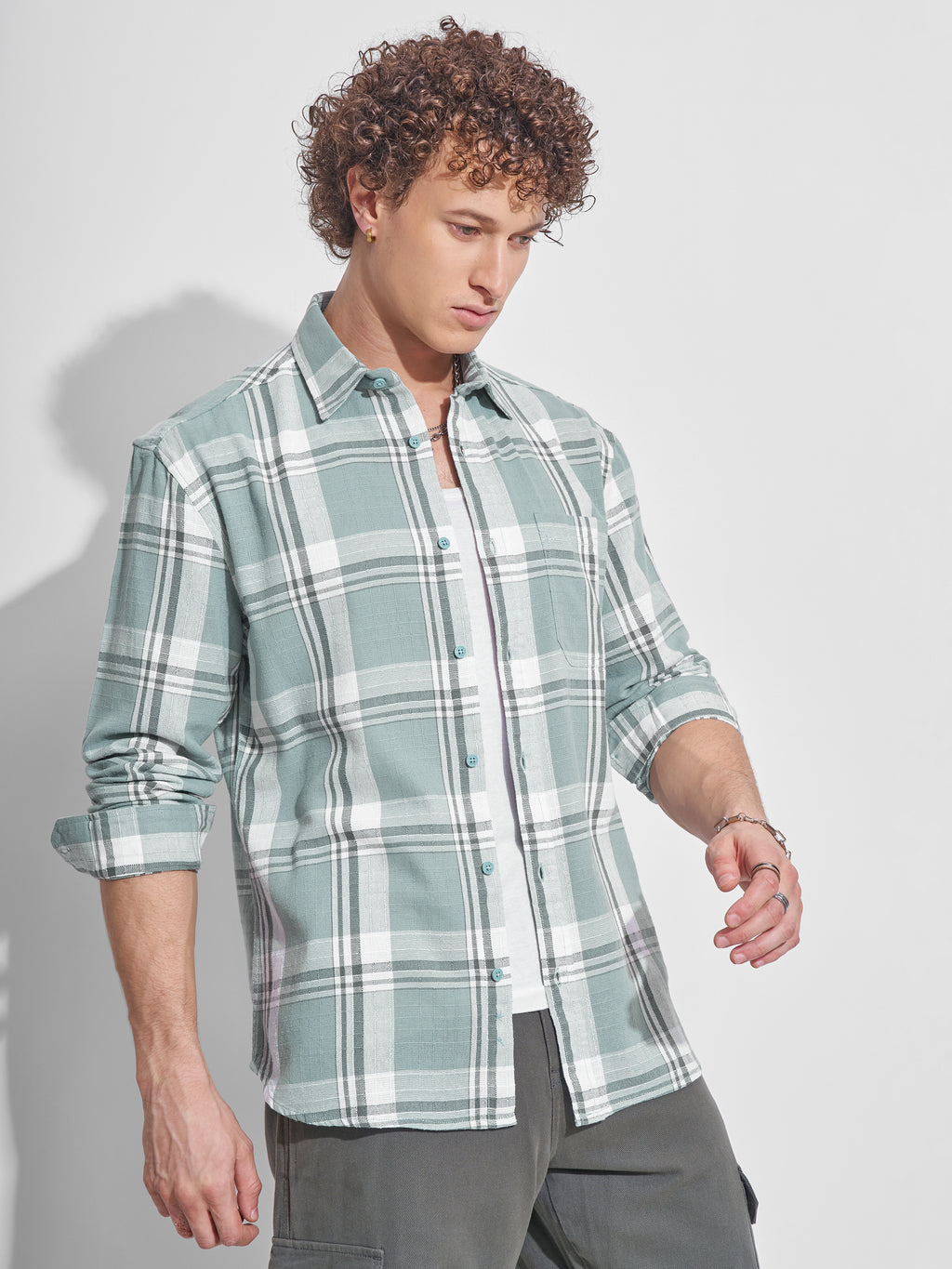 Highlander Men Green Checked Slim Fit Casual Shirt - Green - Image 6