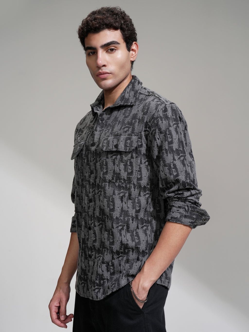 Highlander Men Grey Printed Relaxed Fit Casual Shirt - Grey - Image 4
