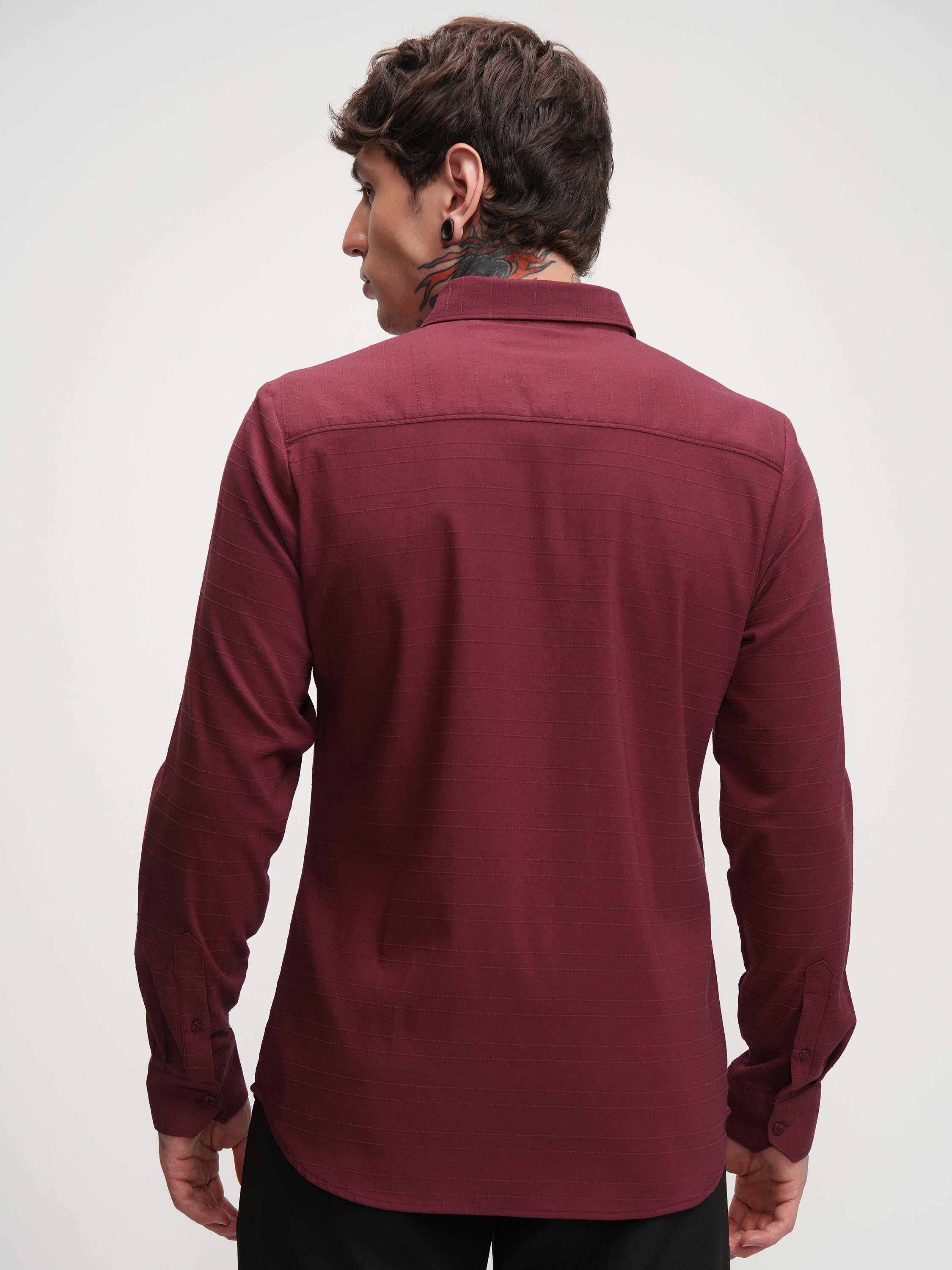 Highlander Men Maroon Self Design Slim Fit Casual Shirt - Maroon - Image 3