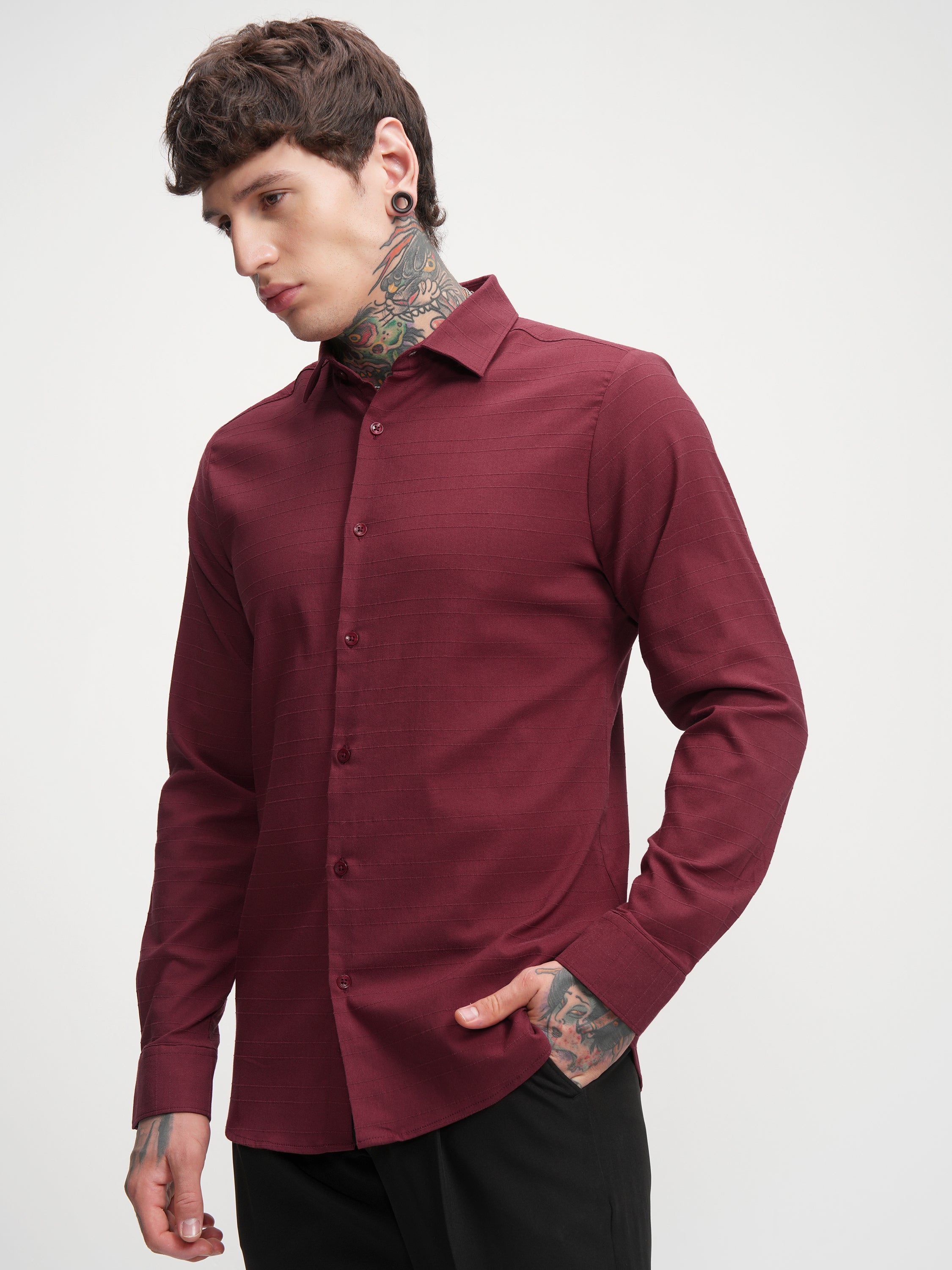 Highlander Men Maroon Self Design Slim Fit Casual Shirt - Maroon - Image 4