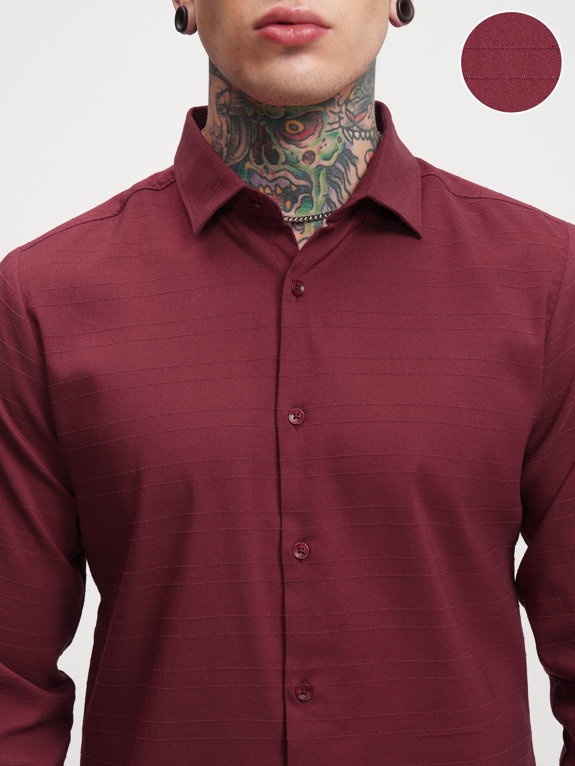 Highlander Men Maroon Self Design Slim Fit Casual Shirt - Maroon - Image 5
