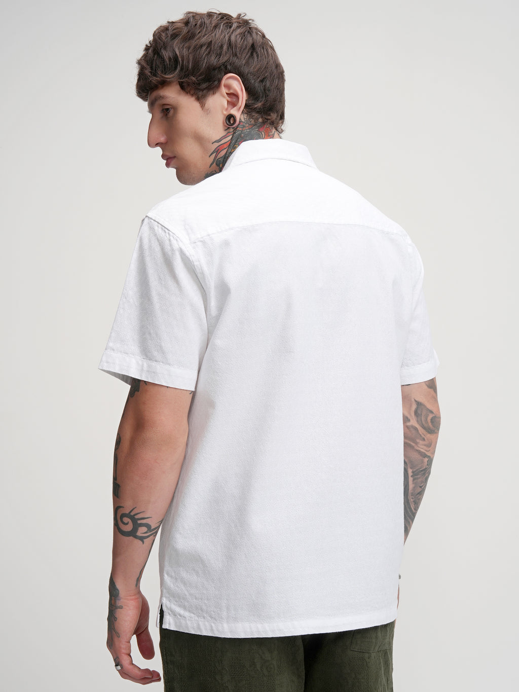 Highlander Men White Self Design Relaxed Fit Casual Shirt - White - Image 3