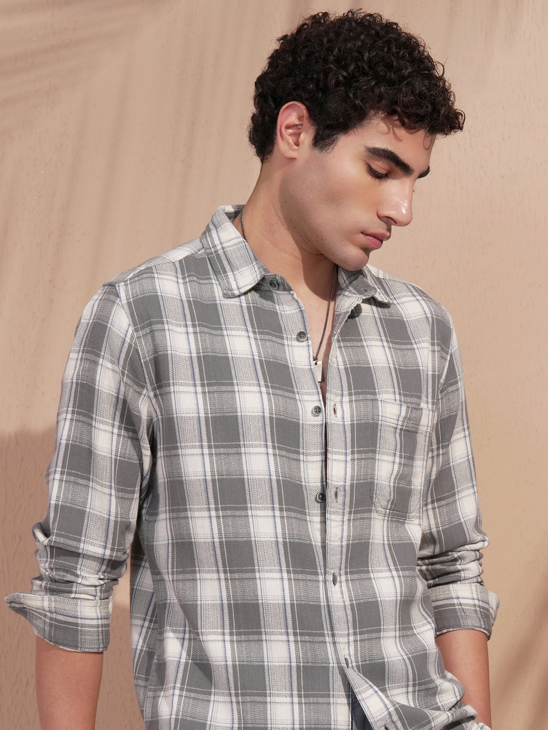 Highlander Men Grey Checked Slim Fit Casual Shirt - Grey - Image 1