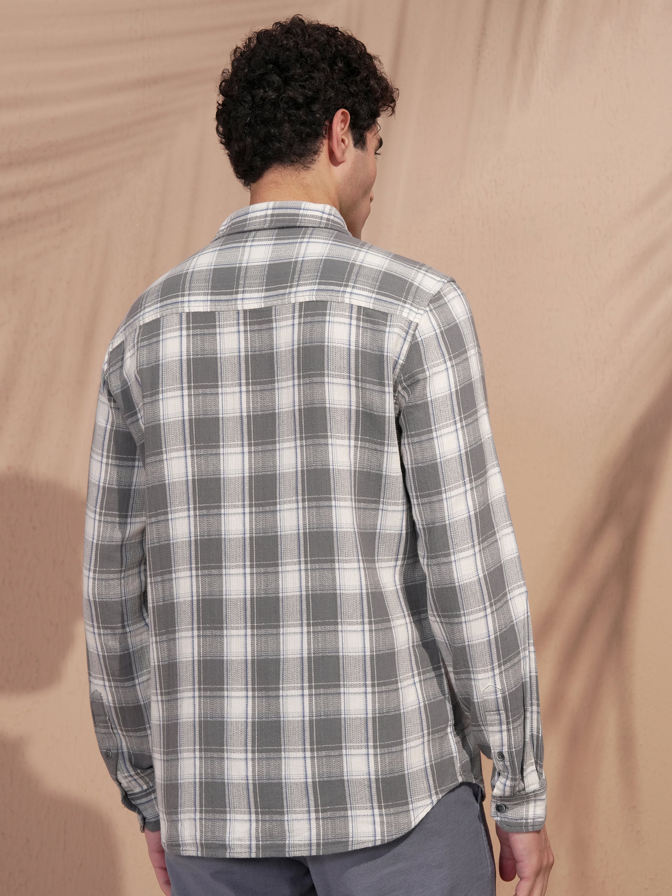 Highlander Men Grey Checked Slim Fit Casual Shirt - Grey - Image 3