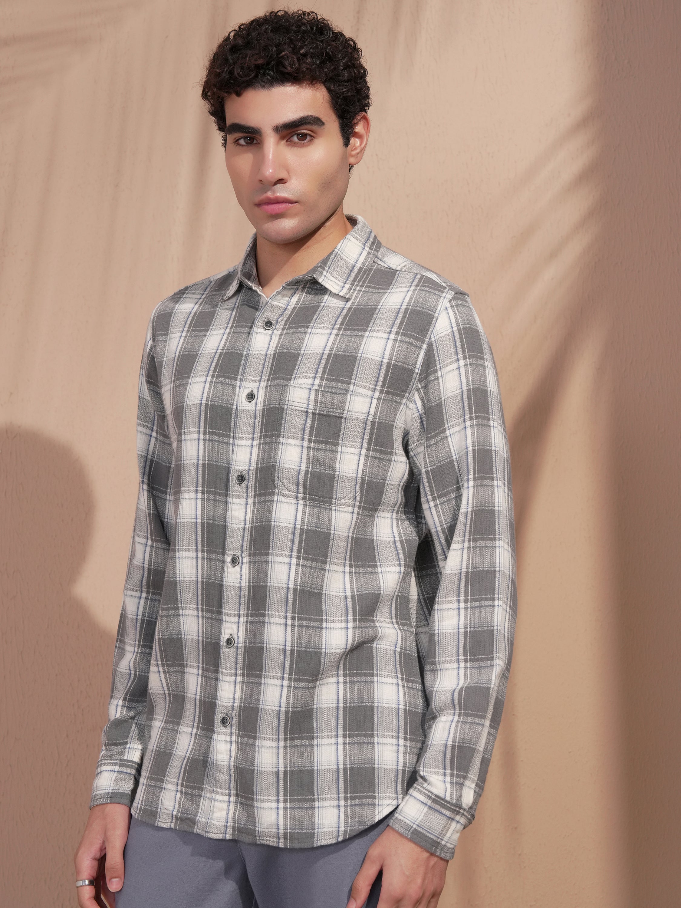 Highlander Men Grey Checked Slim Fit Casual Shirt - Grey - Image 4