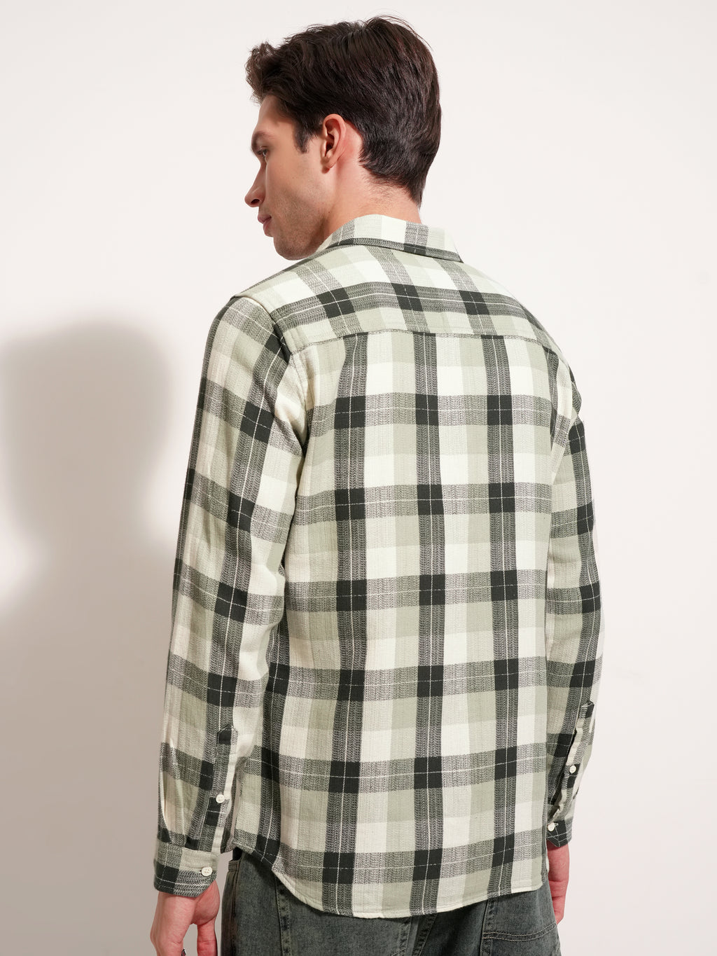 Highlander Men Green Checked Slim Fit Casual Shirt - Green - Image 3