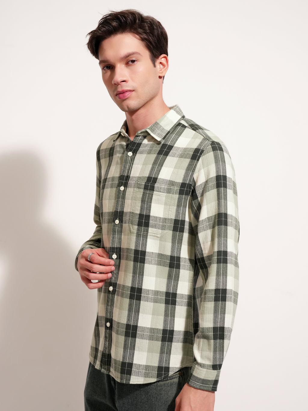 Highlander Men Green Checked Slim Fit Casual Shirt - Green - Image 4
