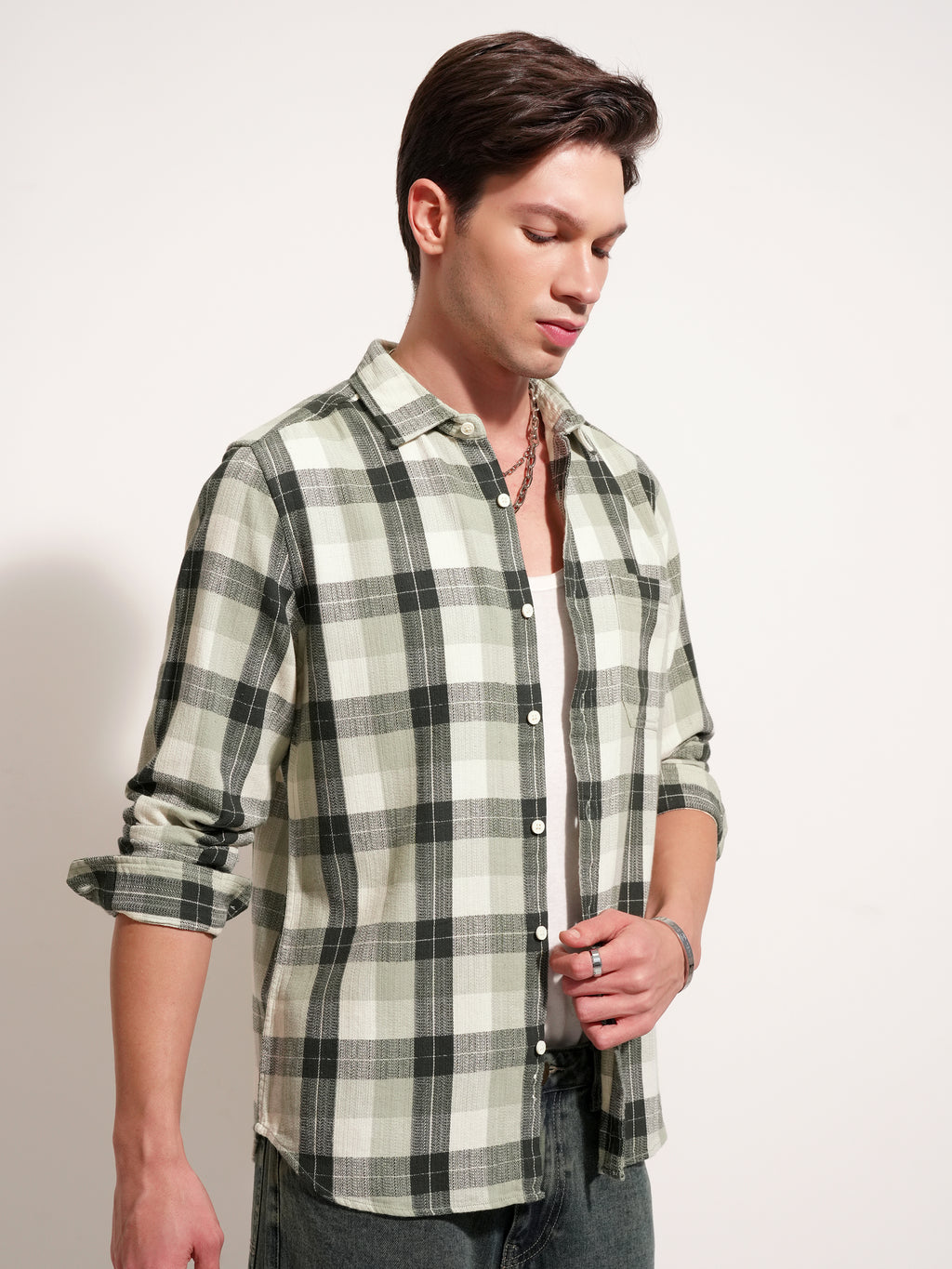Highlander Men Green Checked Slim Fit Casual Shirt - Green - Image 6