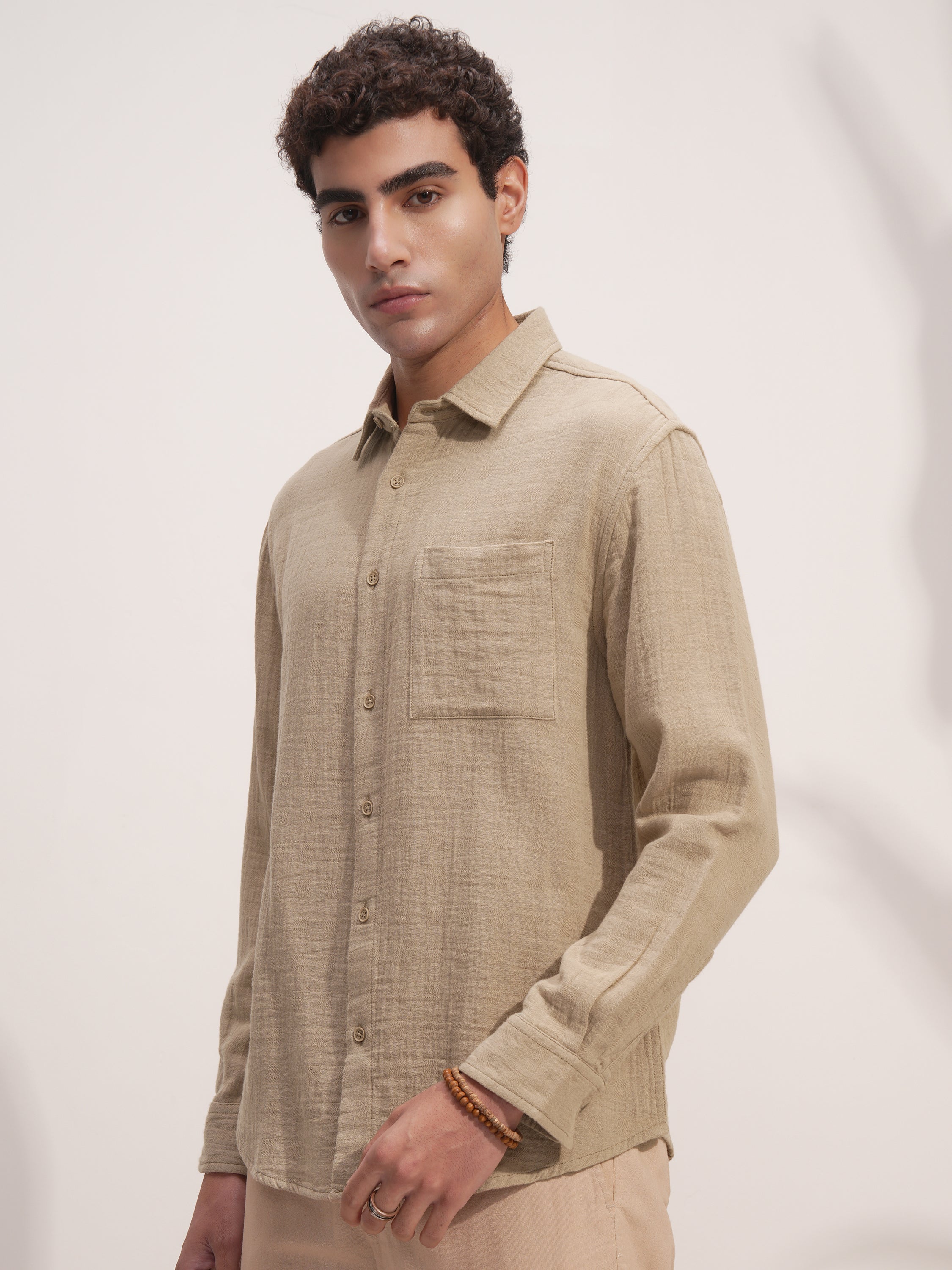 Highlander Men Beige Solid Relaxed Fit Casual Shirt - Beige - Image 4