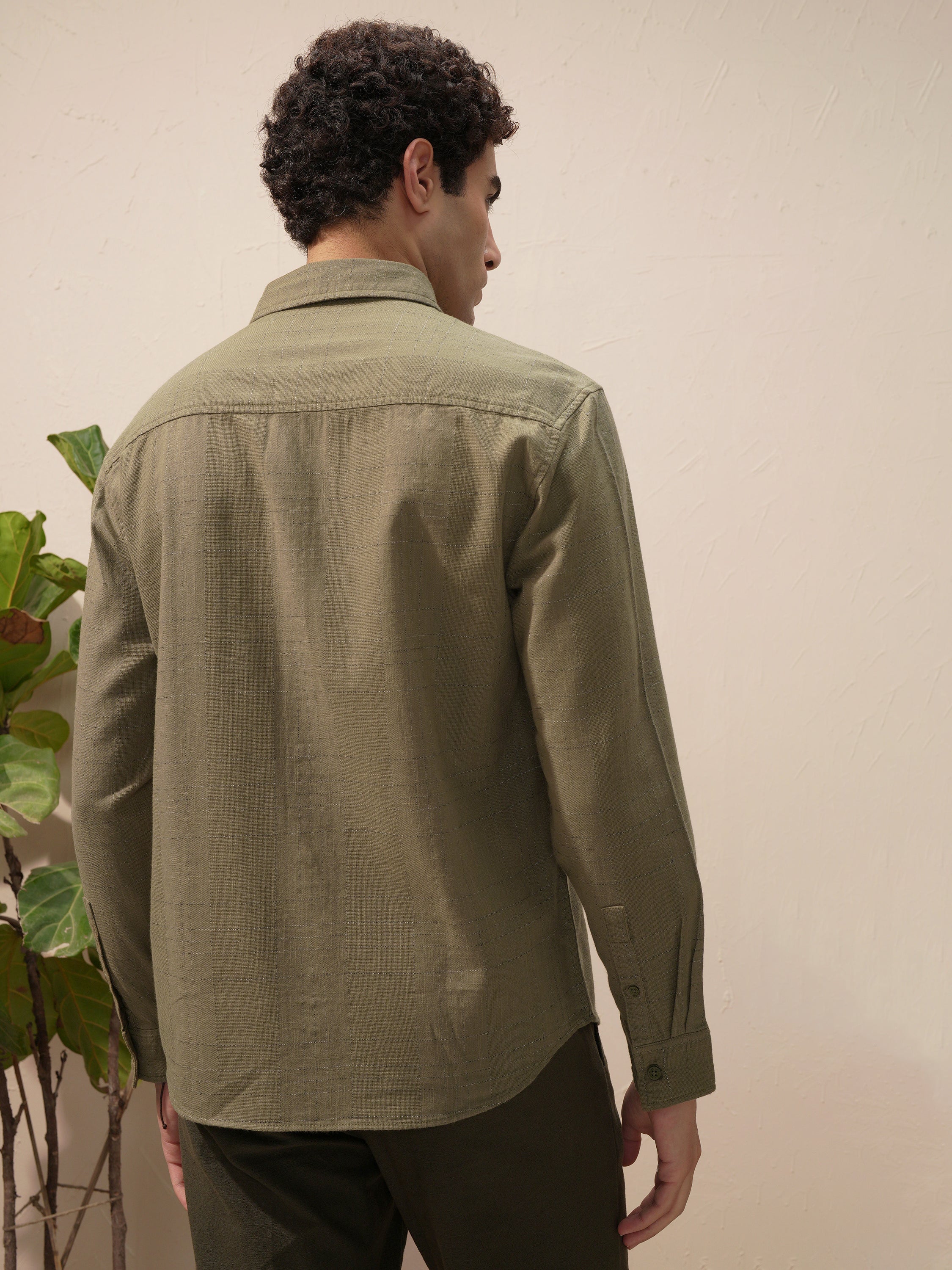 Highlander Men Green Self Design Relaxed Fit Casual Shirt - Green - Image 3