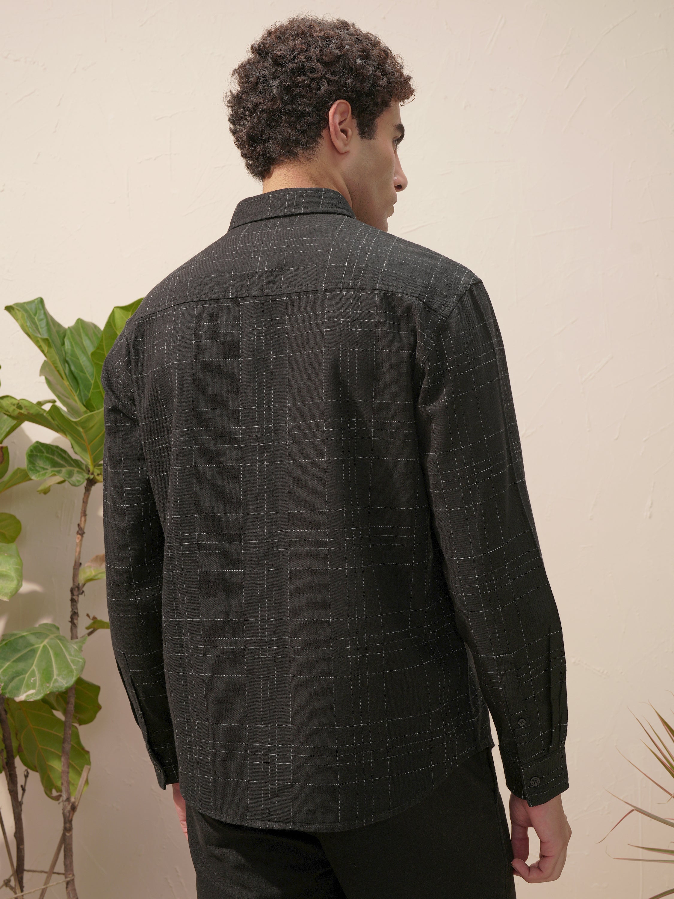 Highlander Men Black Checked Relaxed Fit Casual Shirt - Black - Image 3