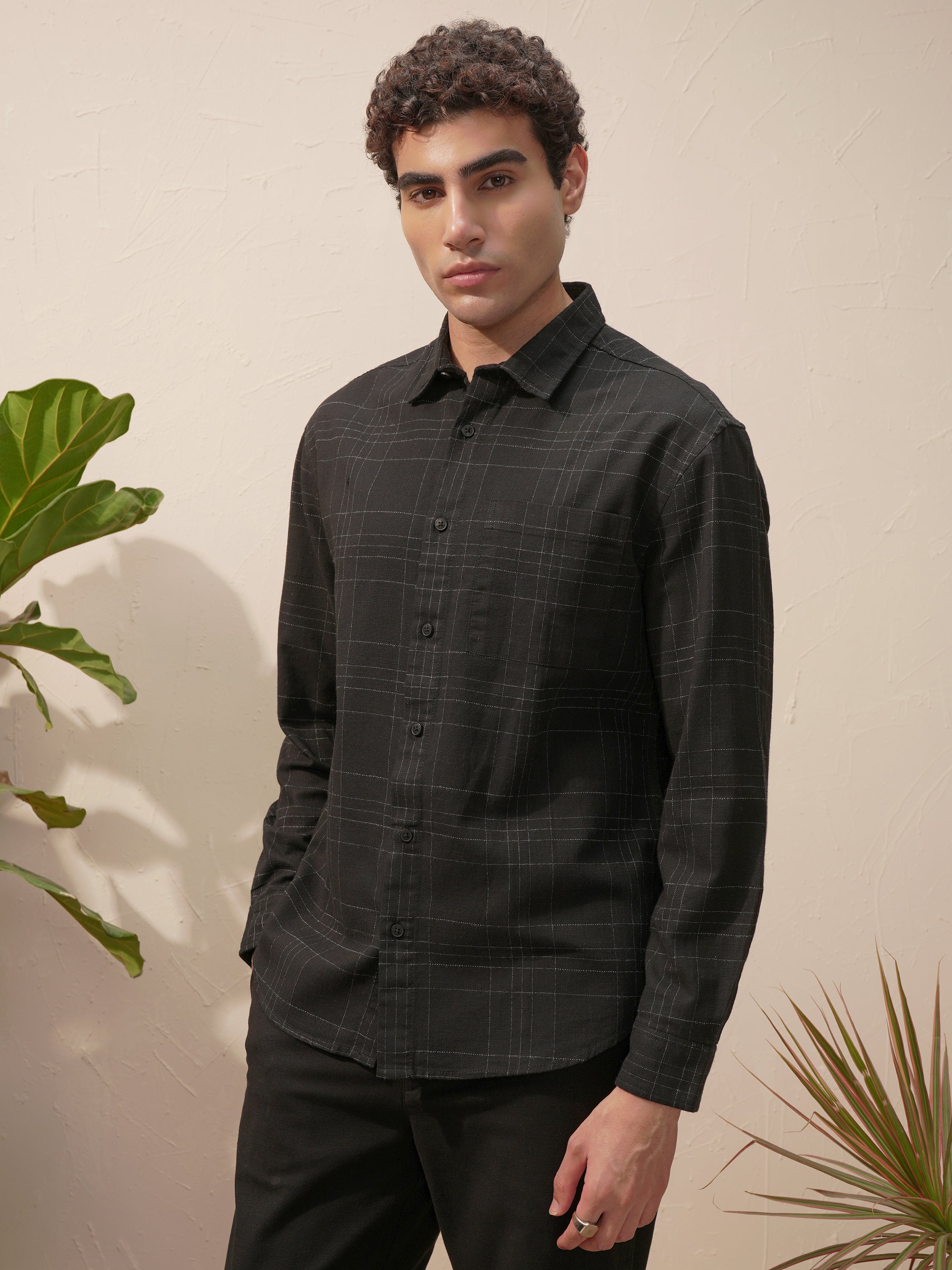 Highlander Men Black Checked Relaxed Fit Casual Shirt - Black - Image 4