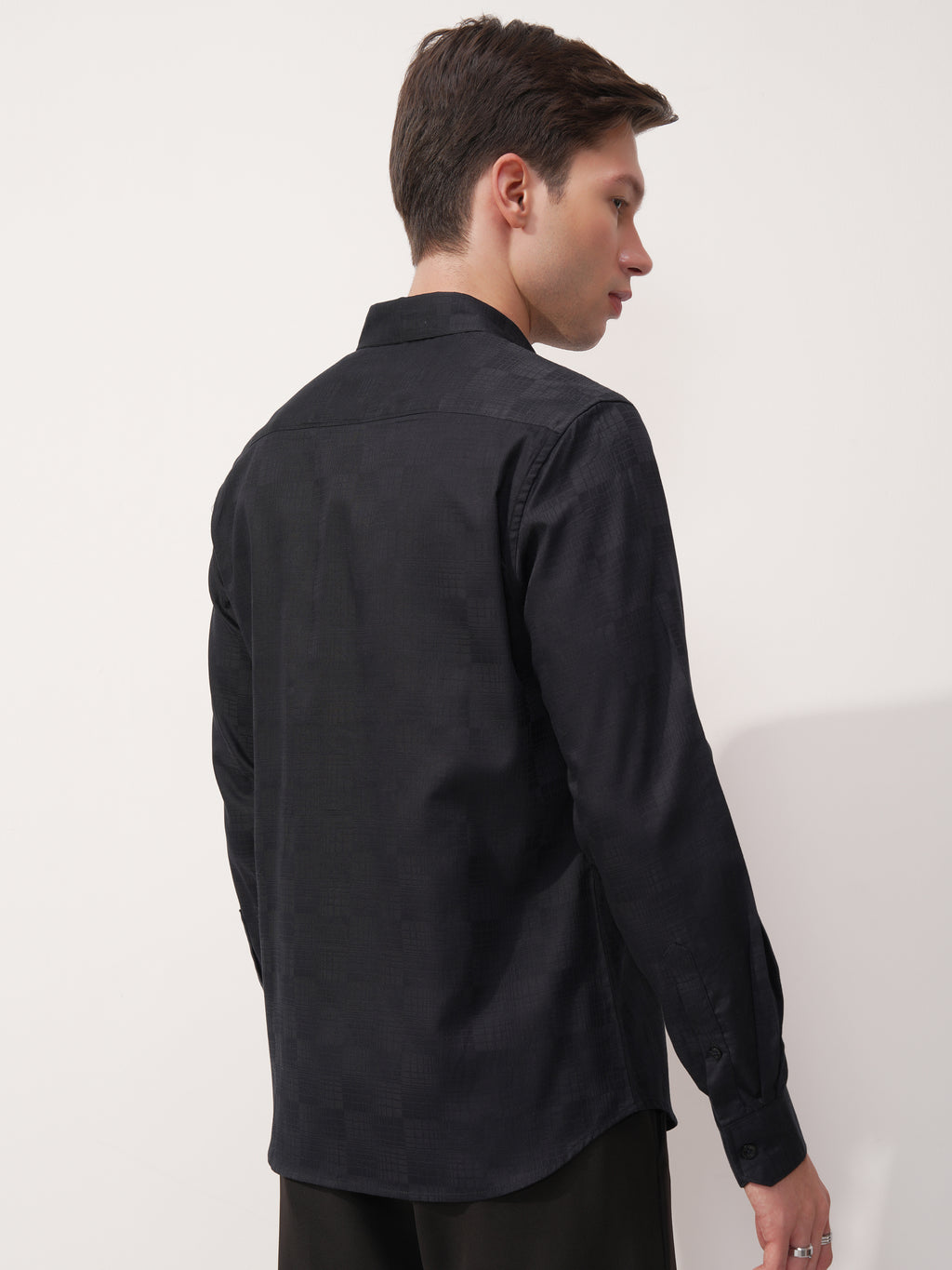Highlander Men Navy Blue Self Design Slim Fit Casual Shirt - Navy Blue - Image 3